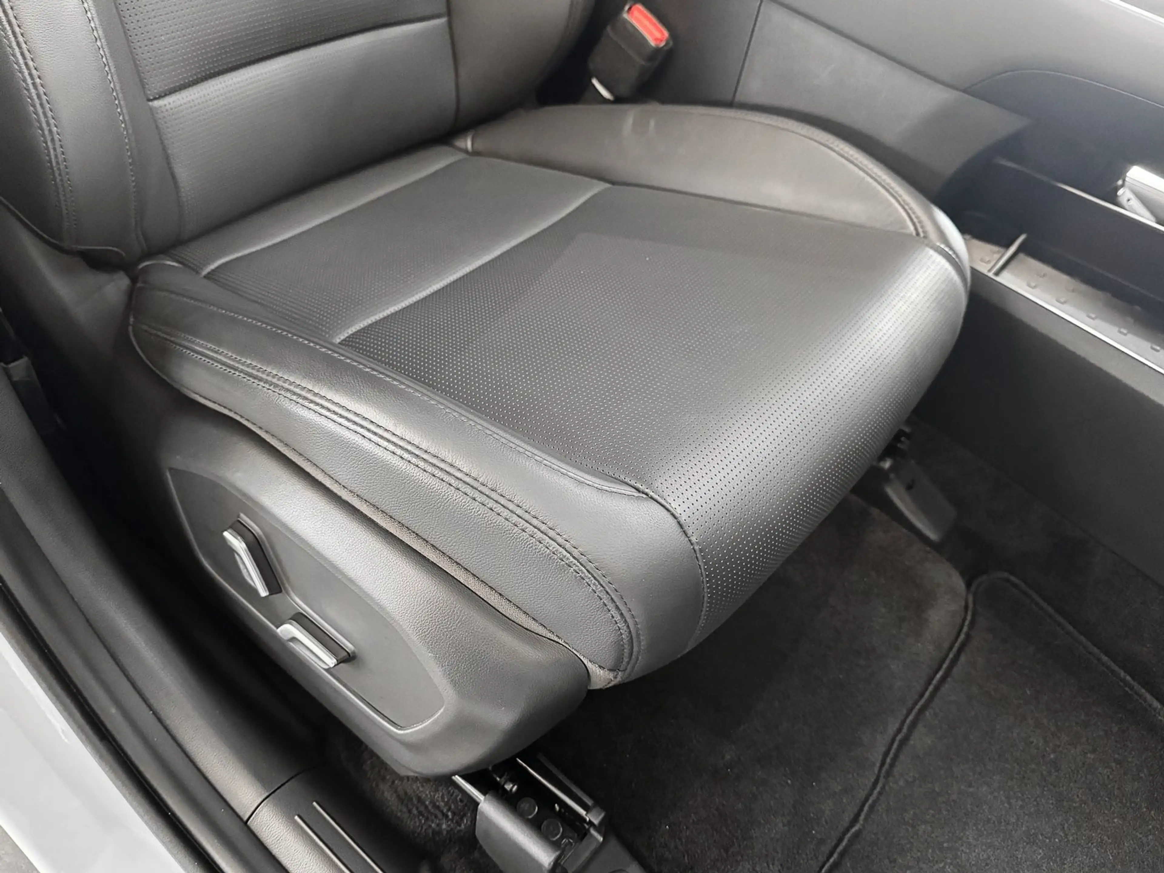 Hyundai SANTA FE SIGNATURE 1.6 T-GDI 6-AT 4WD HUD 360°Kam.20" LMR D — photo 20