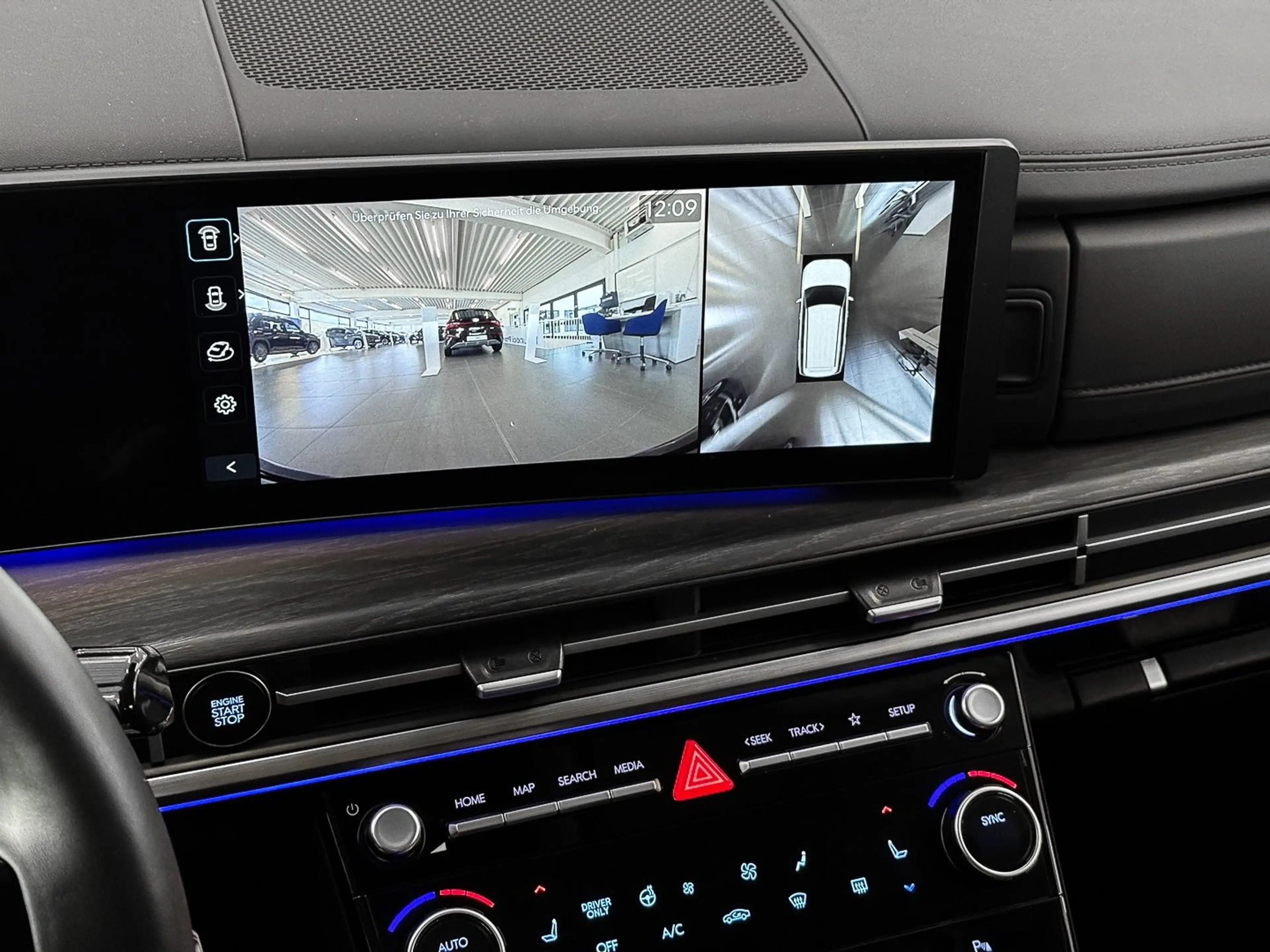 Hyundai SANTA FE SIGNATURE 1.6 T-GDI 6-AT 4WD HUD 360°Kam.20" LMR D — photo 12