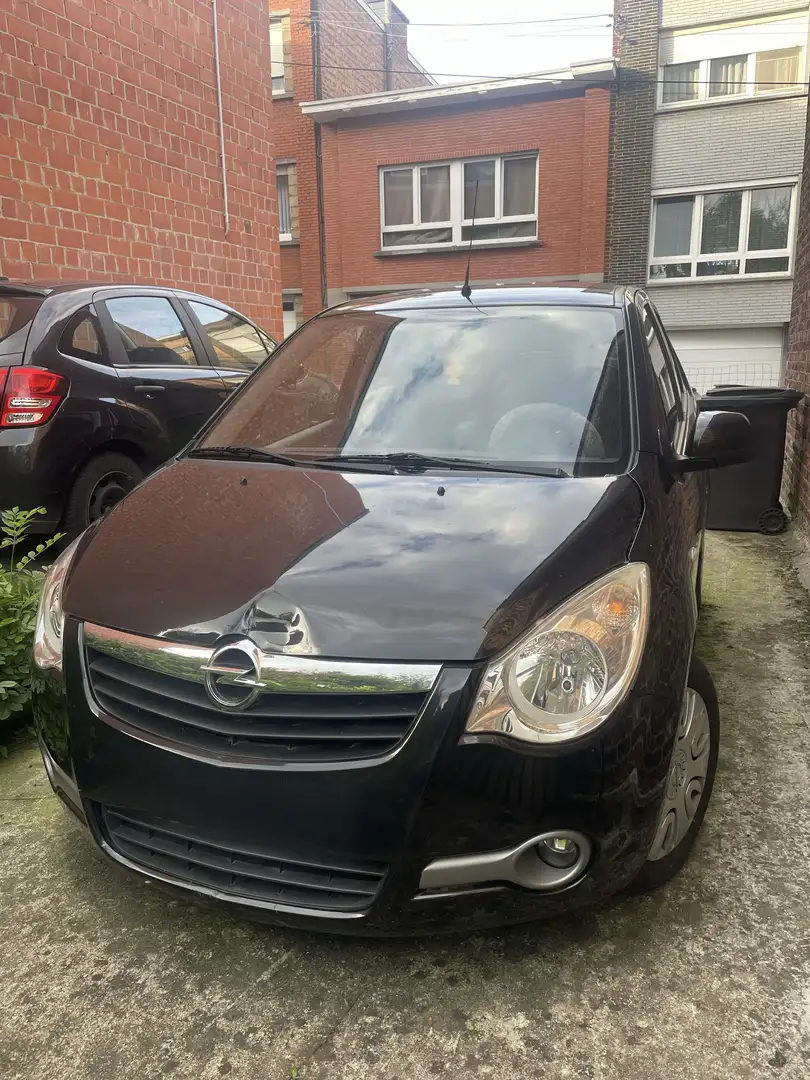 Opel Agila 1.2i Essentia Zwart - 1