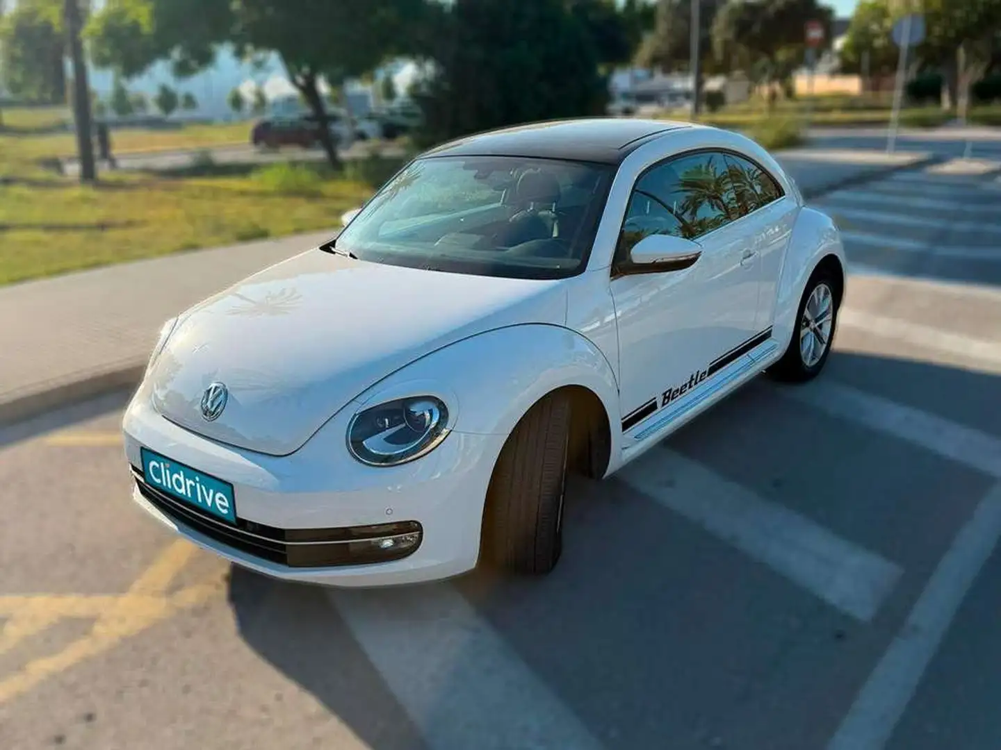 Volkswagen Beetle 1.4 TSI BMT Design DSG 110kW Blanc - 2