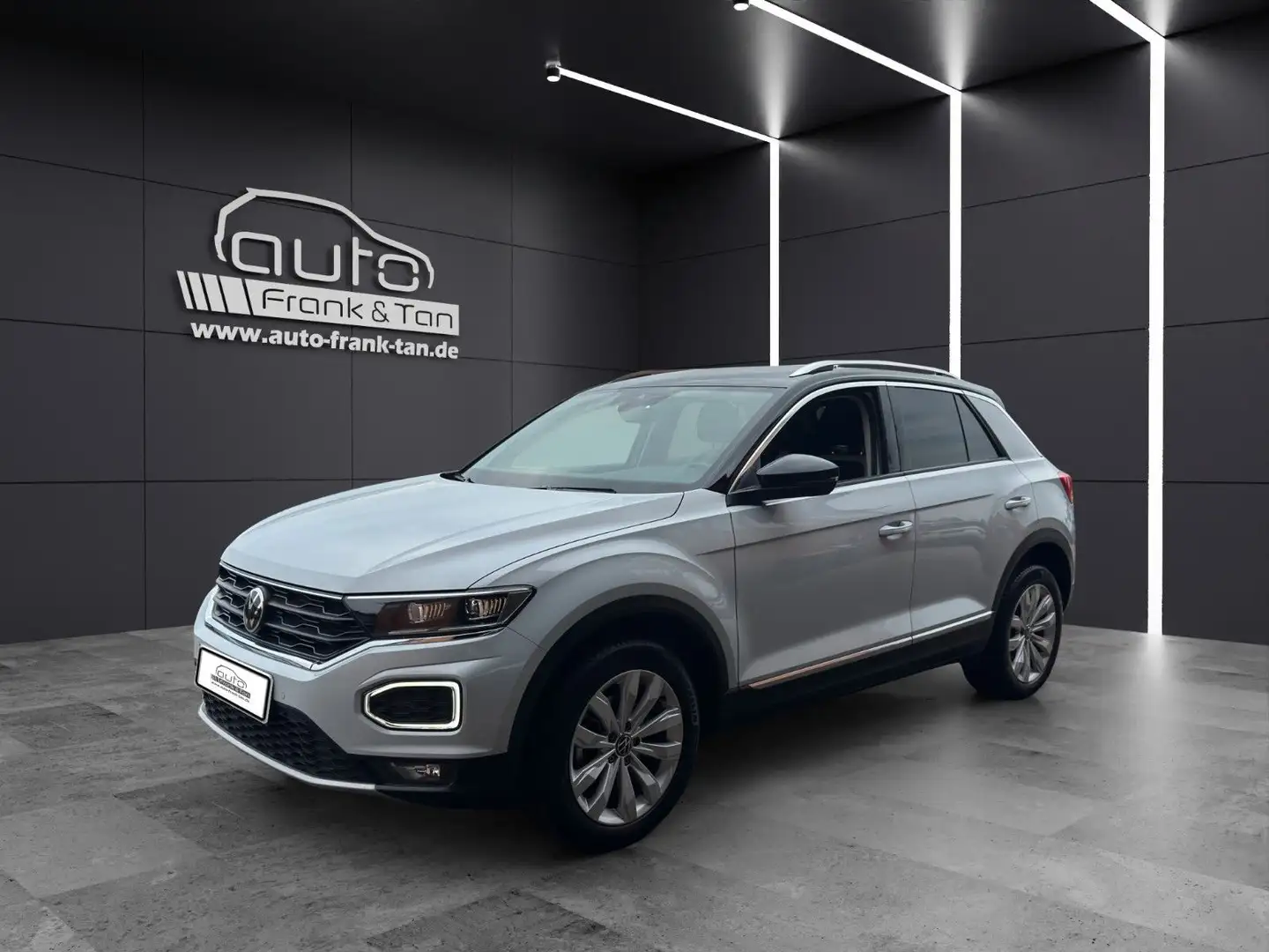 Volkswagen T-Roc Sport*Automatik*AppleCarplay*Kamera*PDC Silber - 1