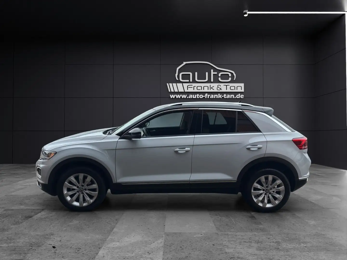 Volkswagen T-Roc Sport*Automatik*AppleCarplay*Kamera*PDC Silber - 2