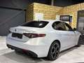 Alfa Romeo Giulia Competizione Q4/APPLE/KAMERA/MEMORY/NAVI/ Silber - thumbnail 8