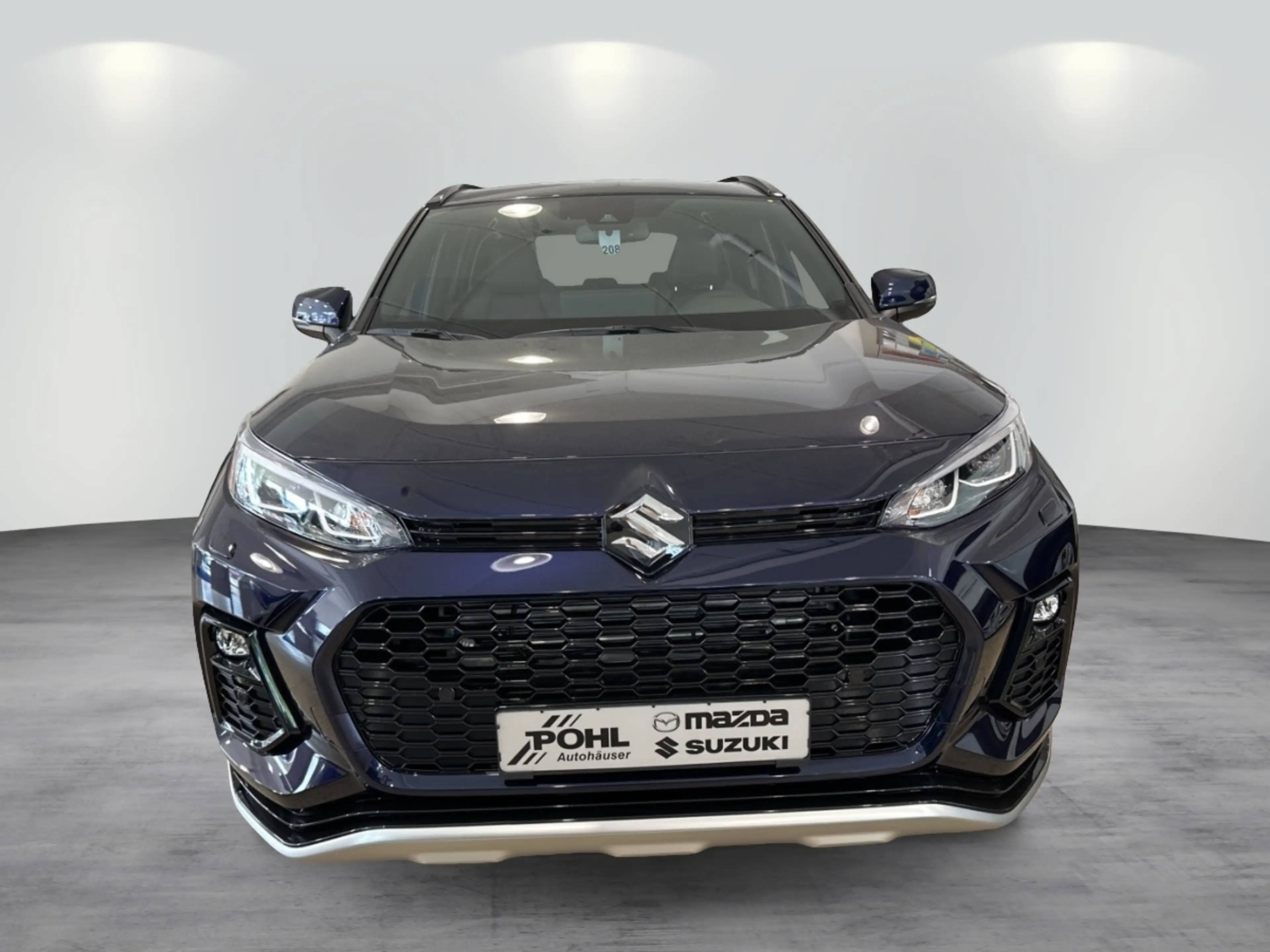 Suzuki Across Plug-in Hybrid Comfort+ — photo 3