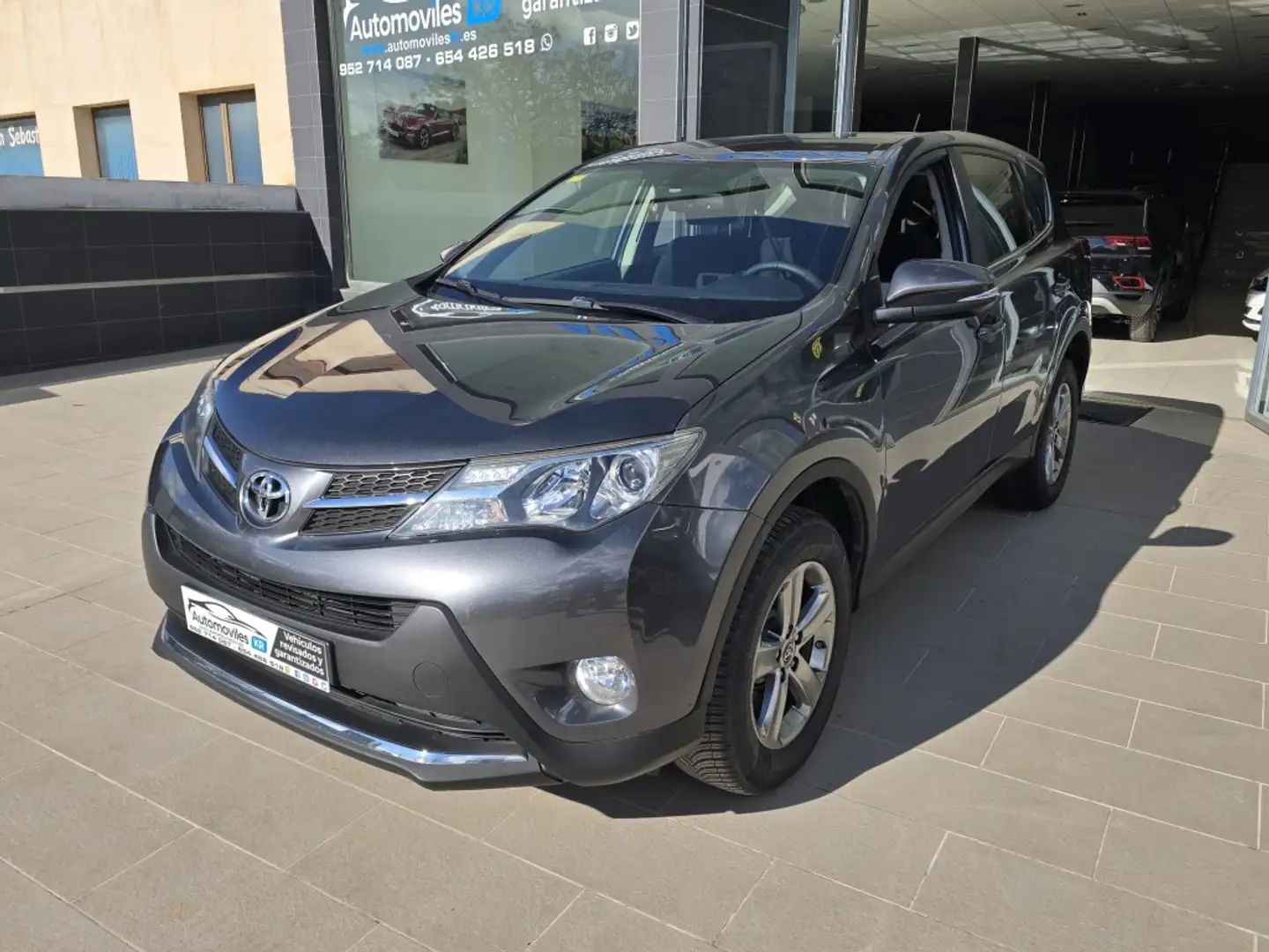 Toyota RAV 4 120D Active AWD Gris - 2