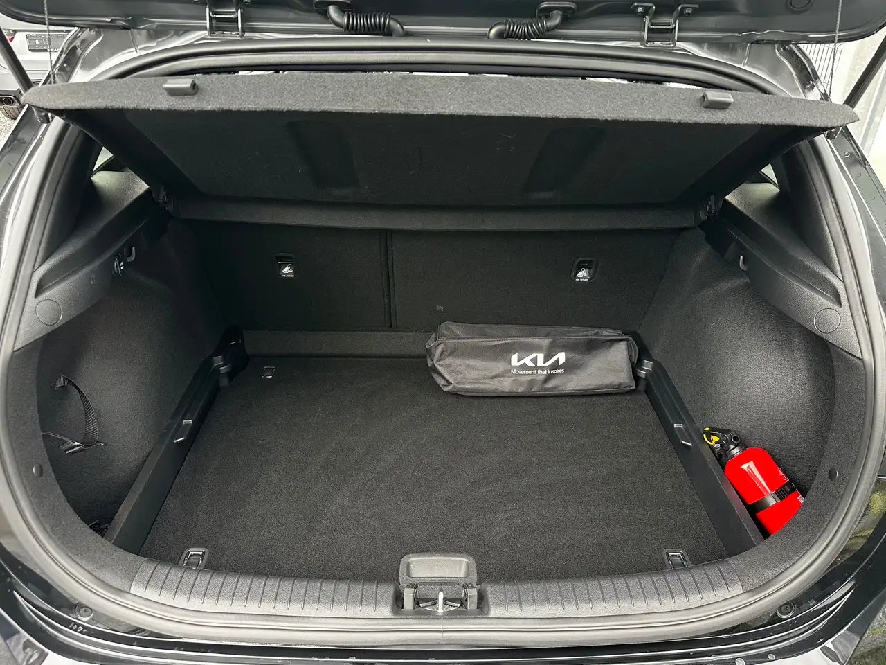 Kia Ceed 1.0*FULL BLACK*EXCELLENT ETAT*1ER PROP*CAM*SIEGE/VOLANT CHAUFFANT*CARPLAY*GARANTIE KIA 2032*, миниатюра 23