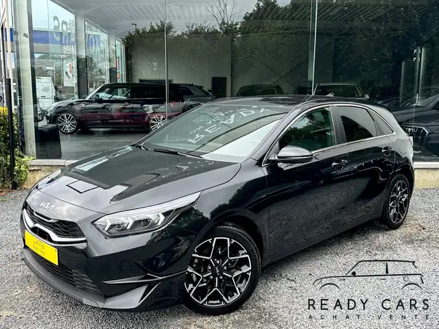 Kia Ceed / cee'd 1.0*FULL BLACK*EXCELLENT ETAT*1ER PROP*CAM*SIEGE/VOLANT CHAUFFANT*CARPLAY*GARANTIE KIA 2032*