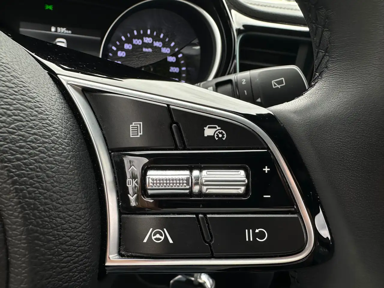 Kia Ceed 1.0*FULL BLACK*EXCELLENT ETAT*1ER PROP*CAM*SIEGE/VOLANT CHAUFFANT*CARPLAY*GARANTIE KIA 2032*, миниатюра 15