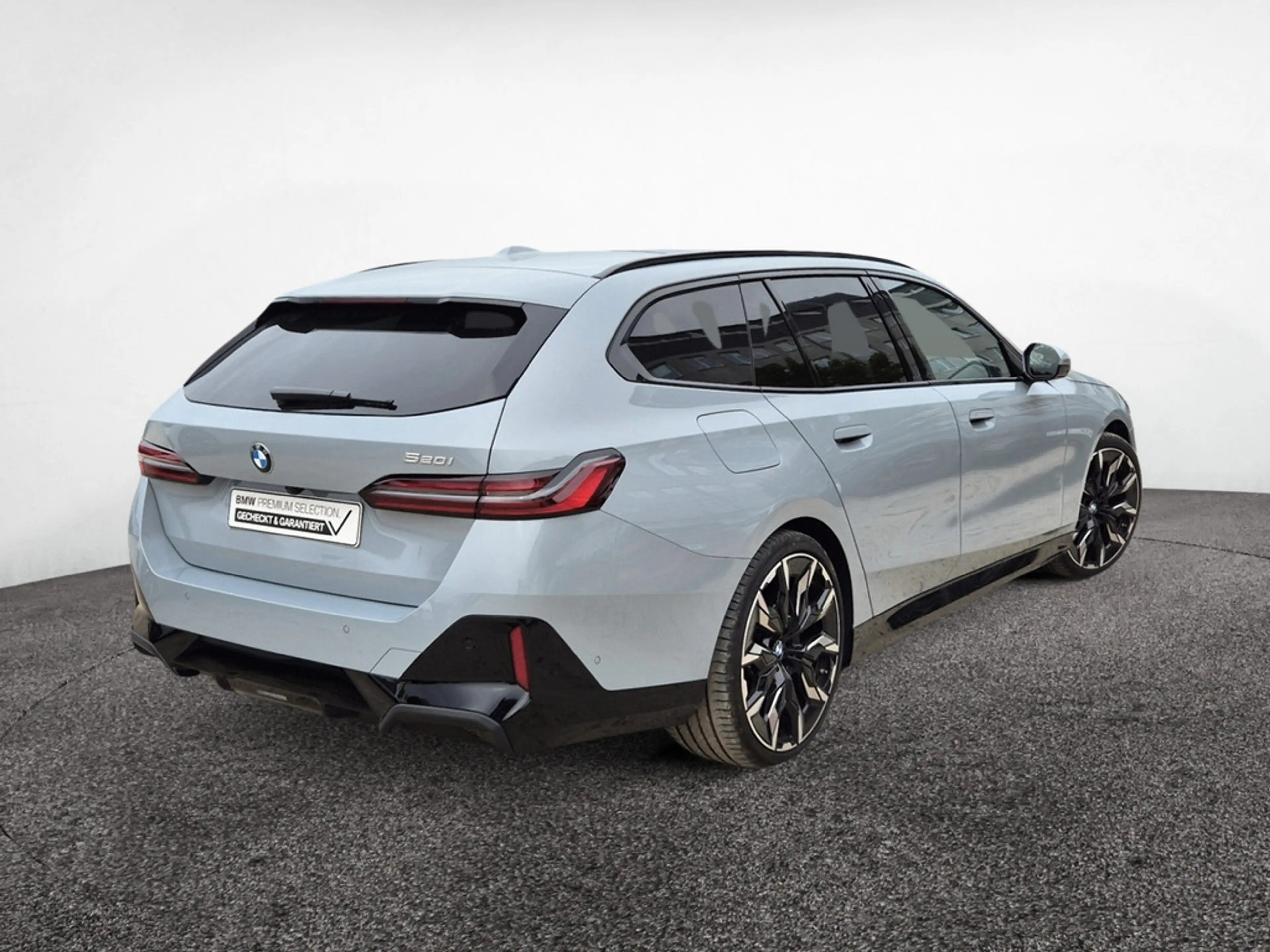 BMW 520 i Touring M Sport Pro 21 ZOLL+B&W+PANO+AHK — photo 6