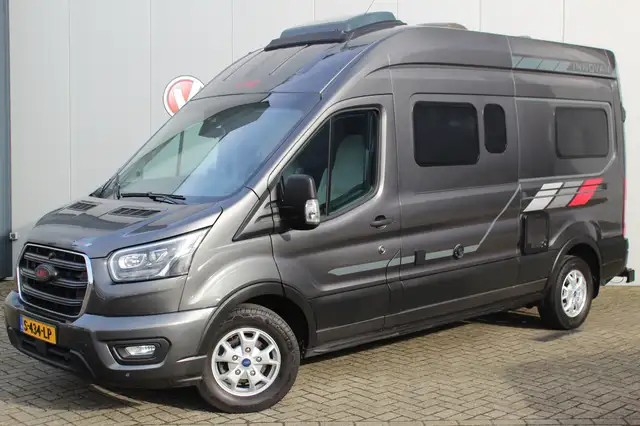 Ford LMC C590 'Innovan' Buscamper. Geniet van de vrijhe
