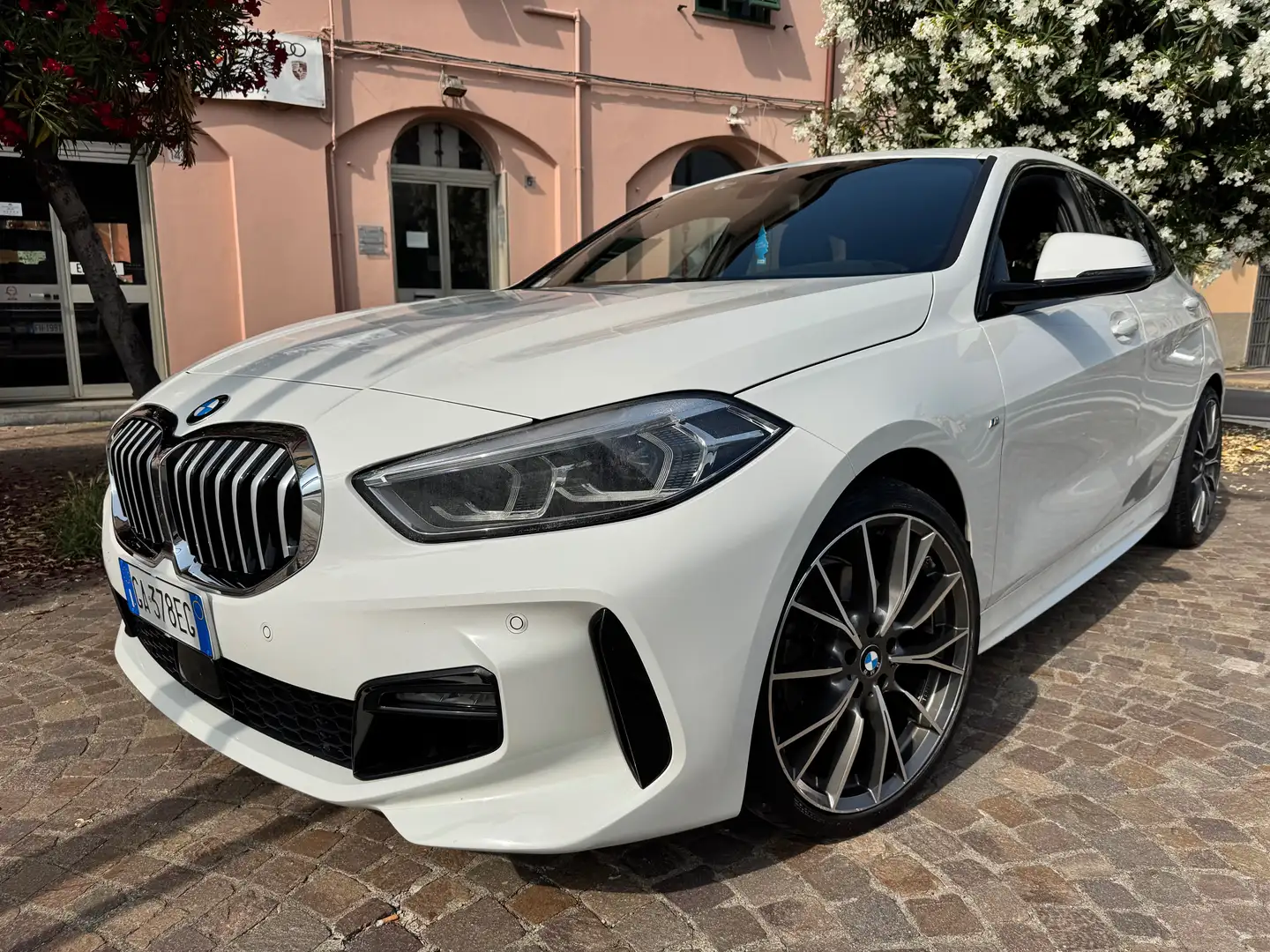 BMW 118 118i Msport 140cv auto Wit - 1