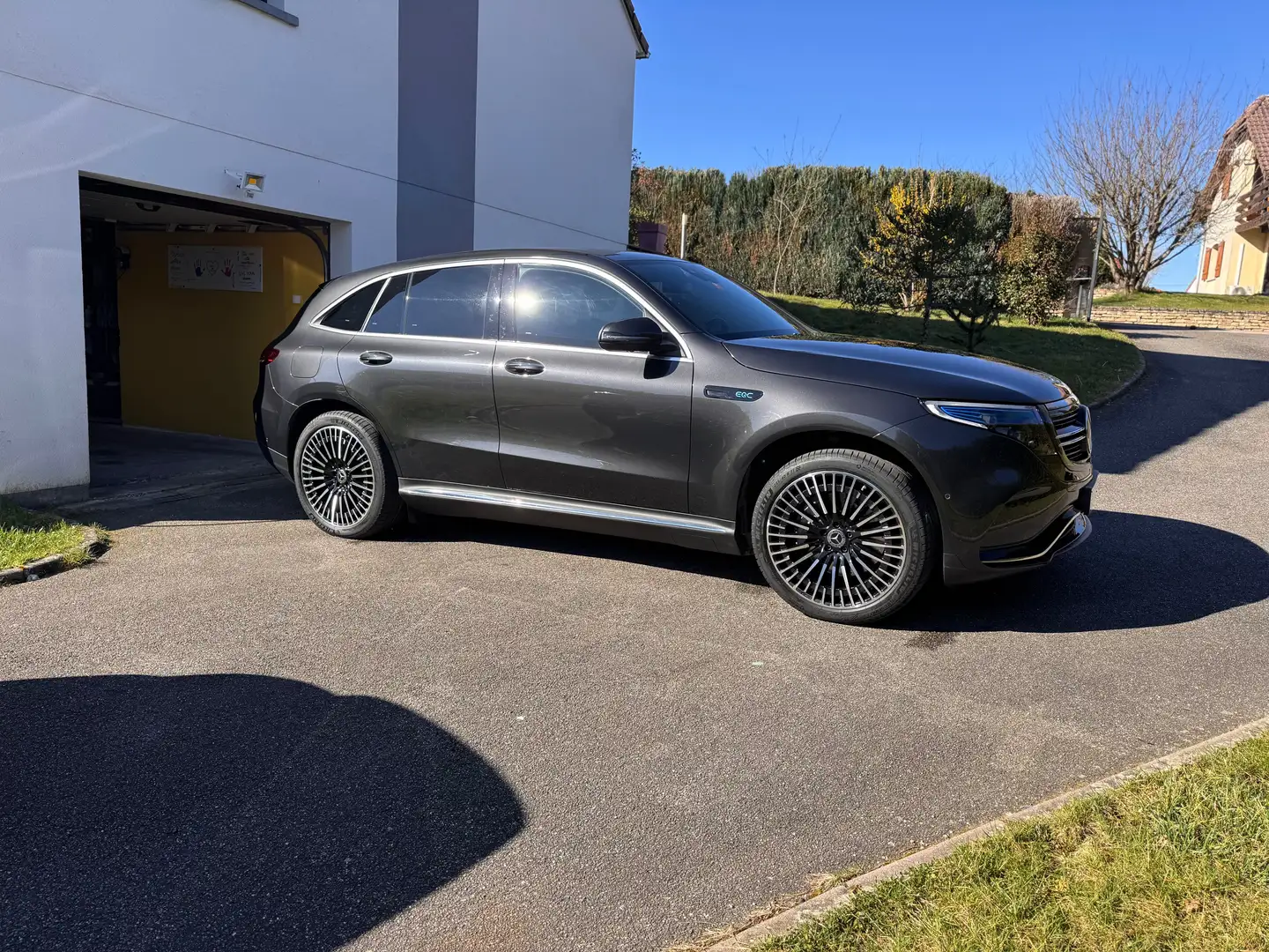 Mercedes-Benz EQC 400 EQC 400 4Matic AMG Line Gri - 2