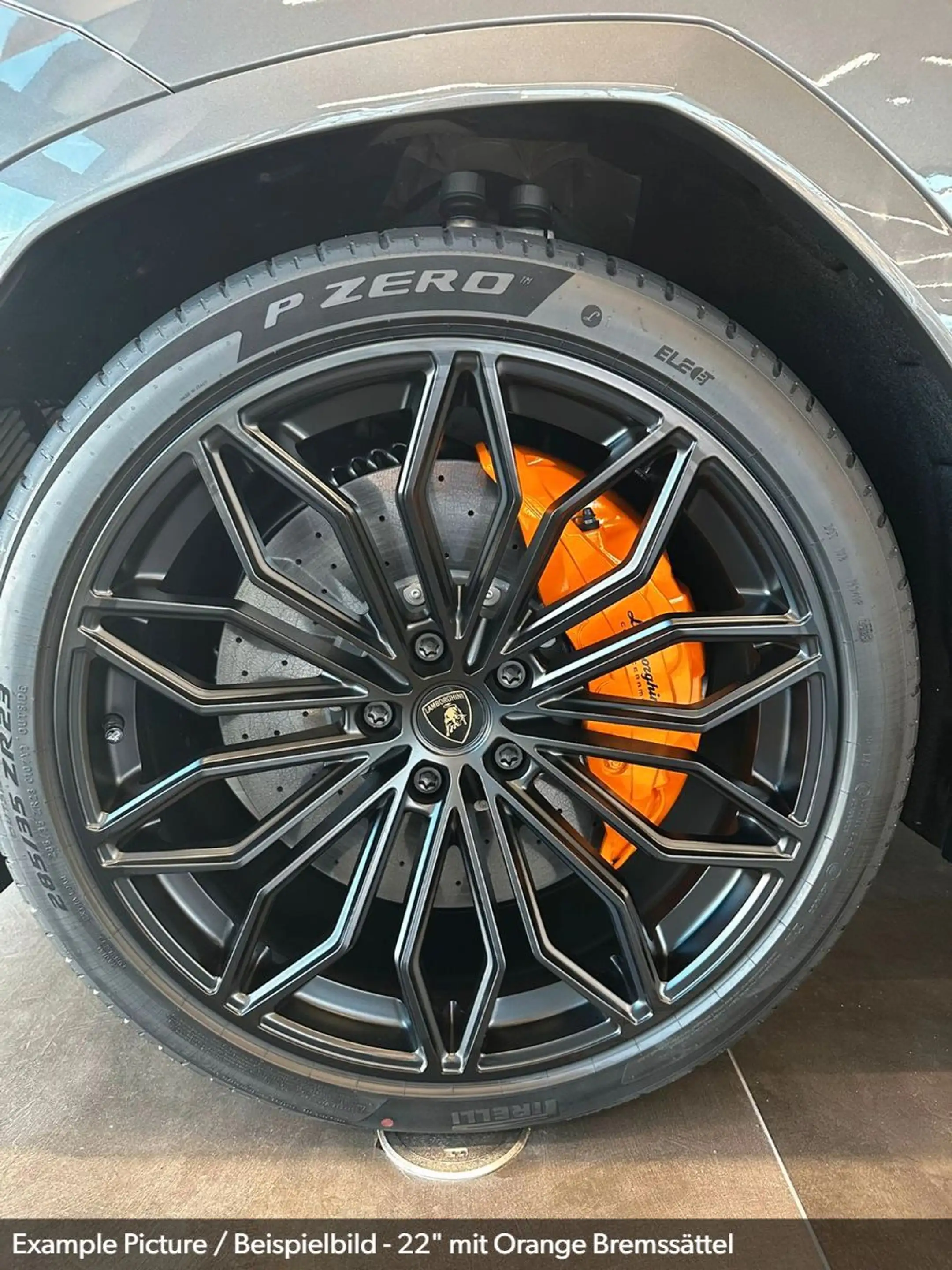 Lamborghini Urus SE 4.0 / 7 months / free config — photo 11