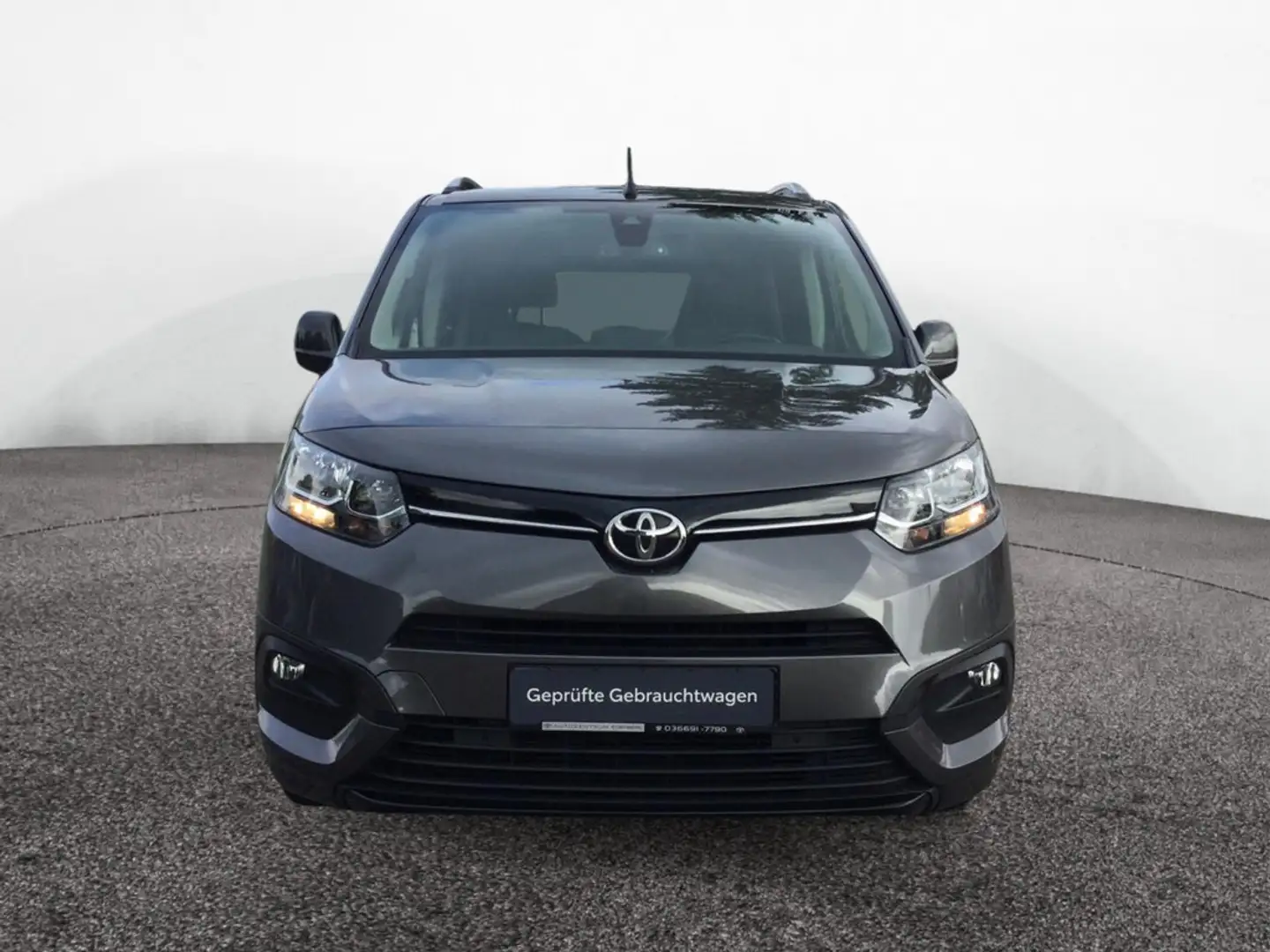 Toyota Proace City Verso 1.2 L1 Team Deutschland Сірий - 2