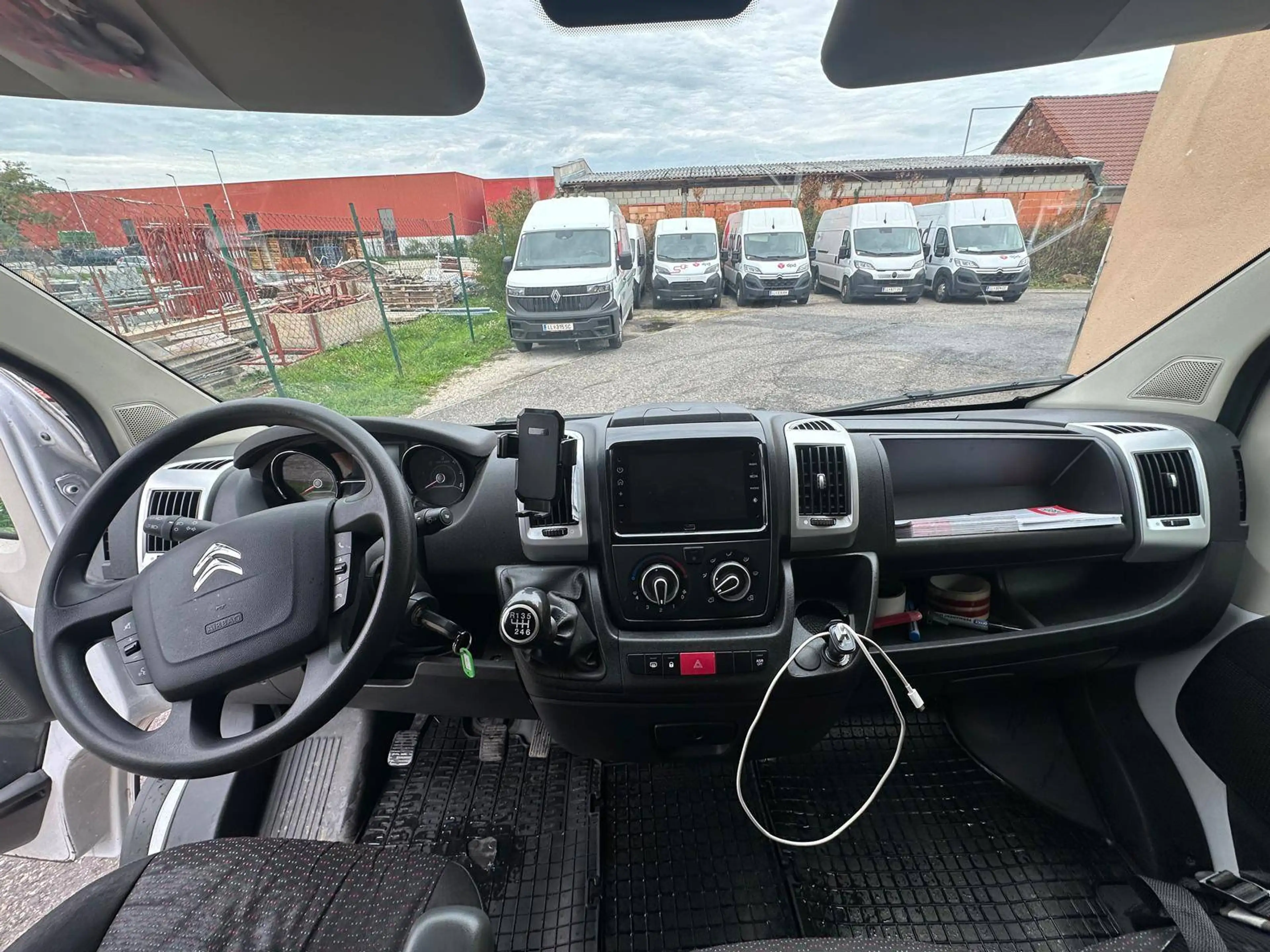 Citroen Jumper 35 L4H3 Control Heavy BlueHDi 140 Start — photo 8
