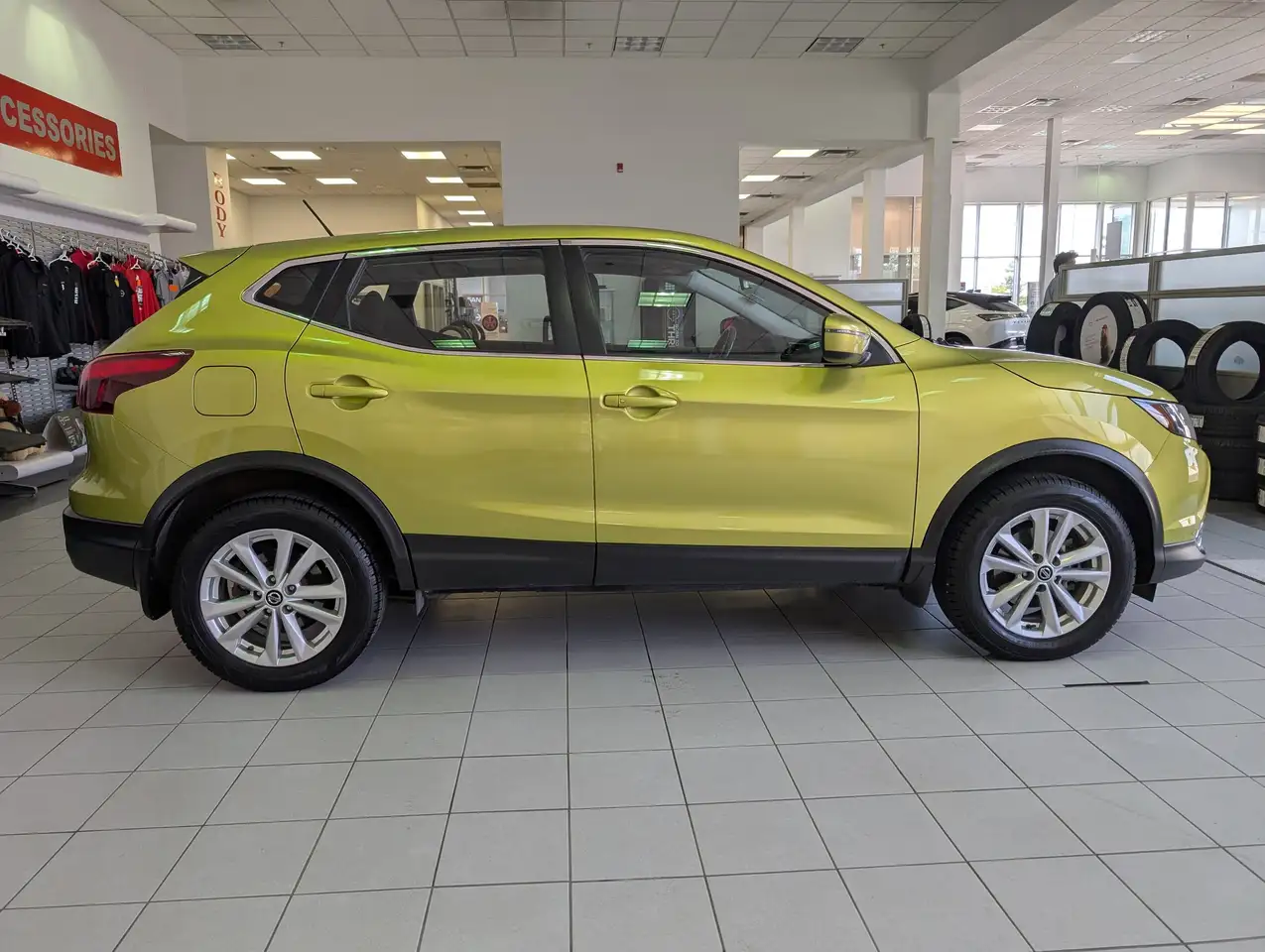 Nissan Qashqai снимка Nissan Qashqai