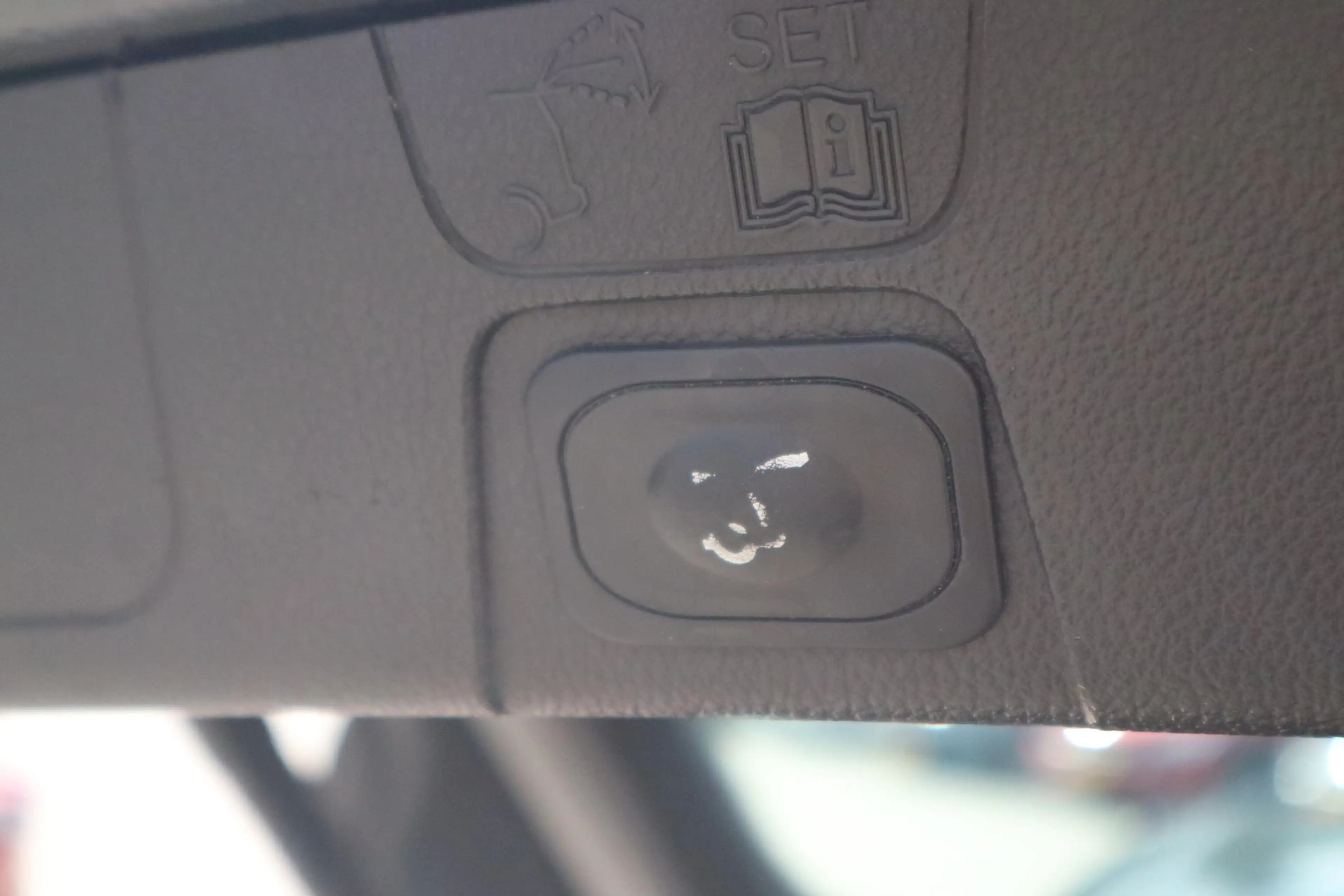 Ford C-Max 2.0 Plug-in Hybrid Titanium Plus | Panoramadak | L — photo 18