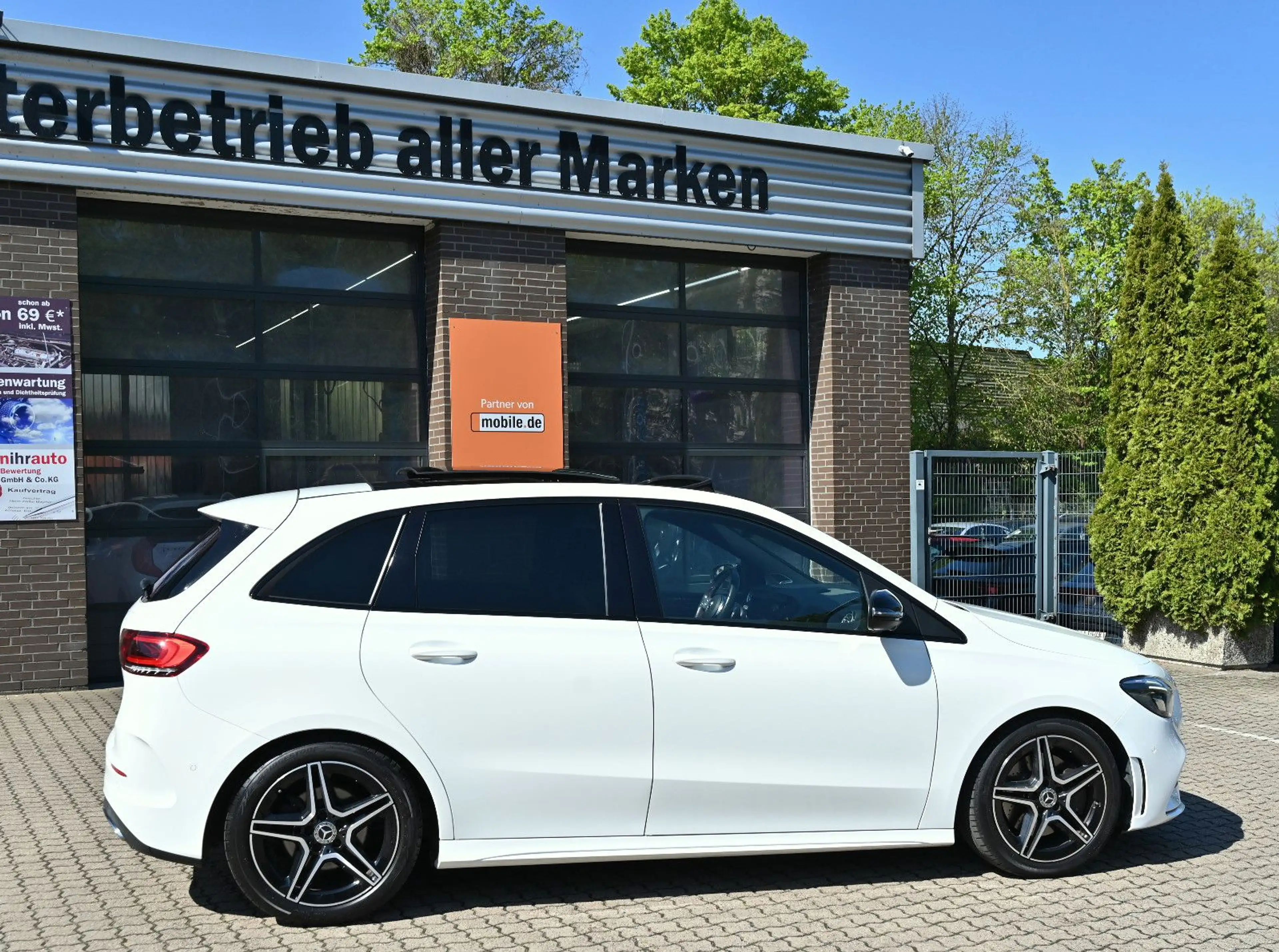 Mercedes-Benz B 220 d AMG Line PANO LEDER AUTOM 360°CAM LED — photo 6