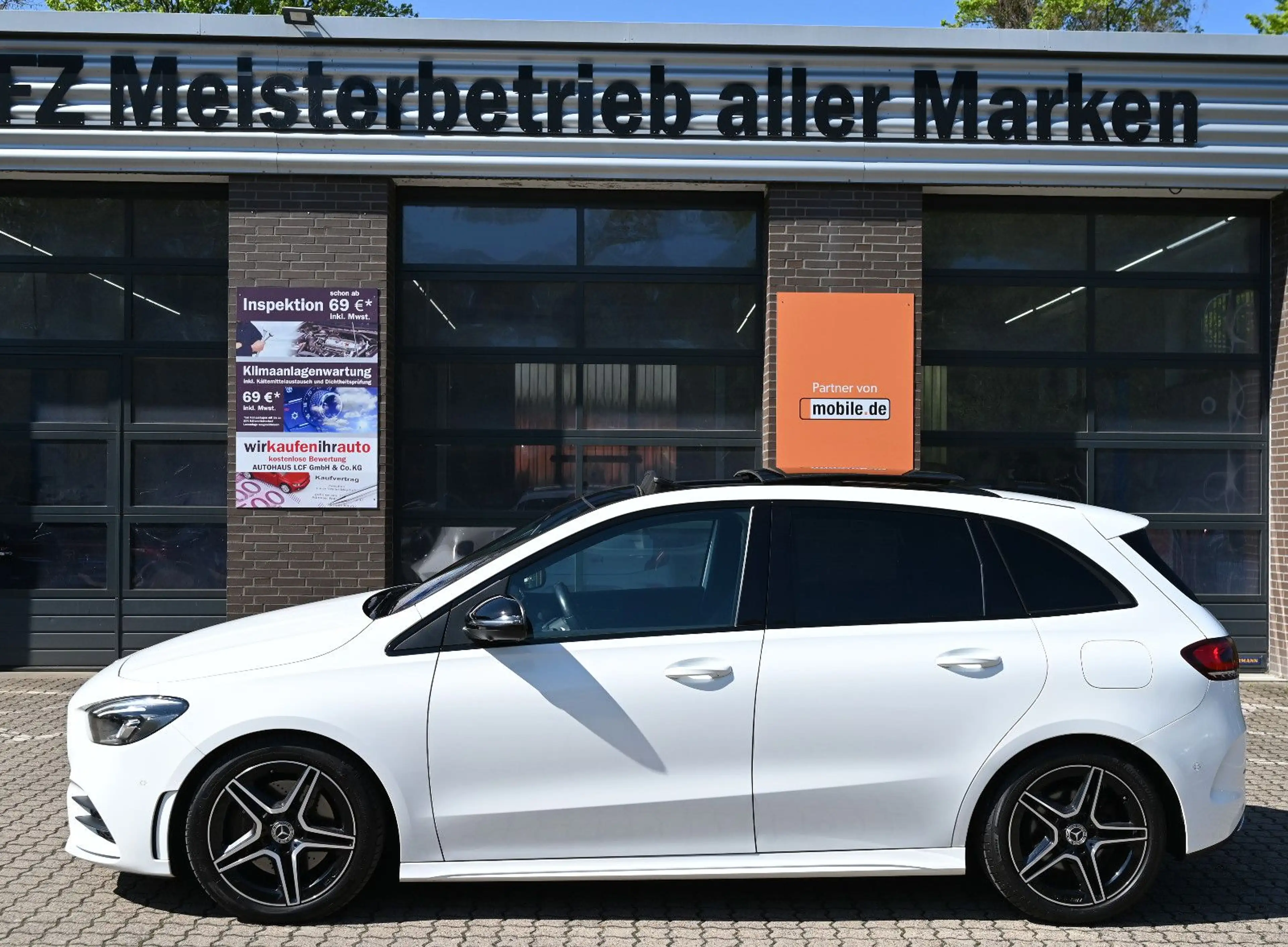 Mercedes-Benz B 220 d AMG Line PANO LEDER AUTOM 360°CAM LED — photo 5
