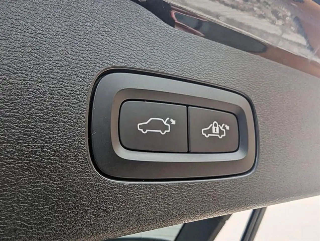 Volvo V60 снимка Volvo V60