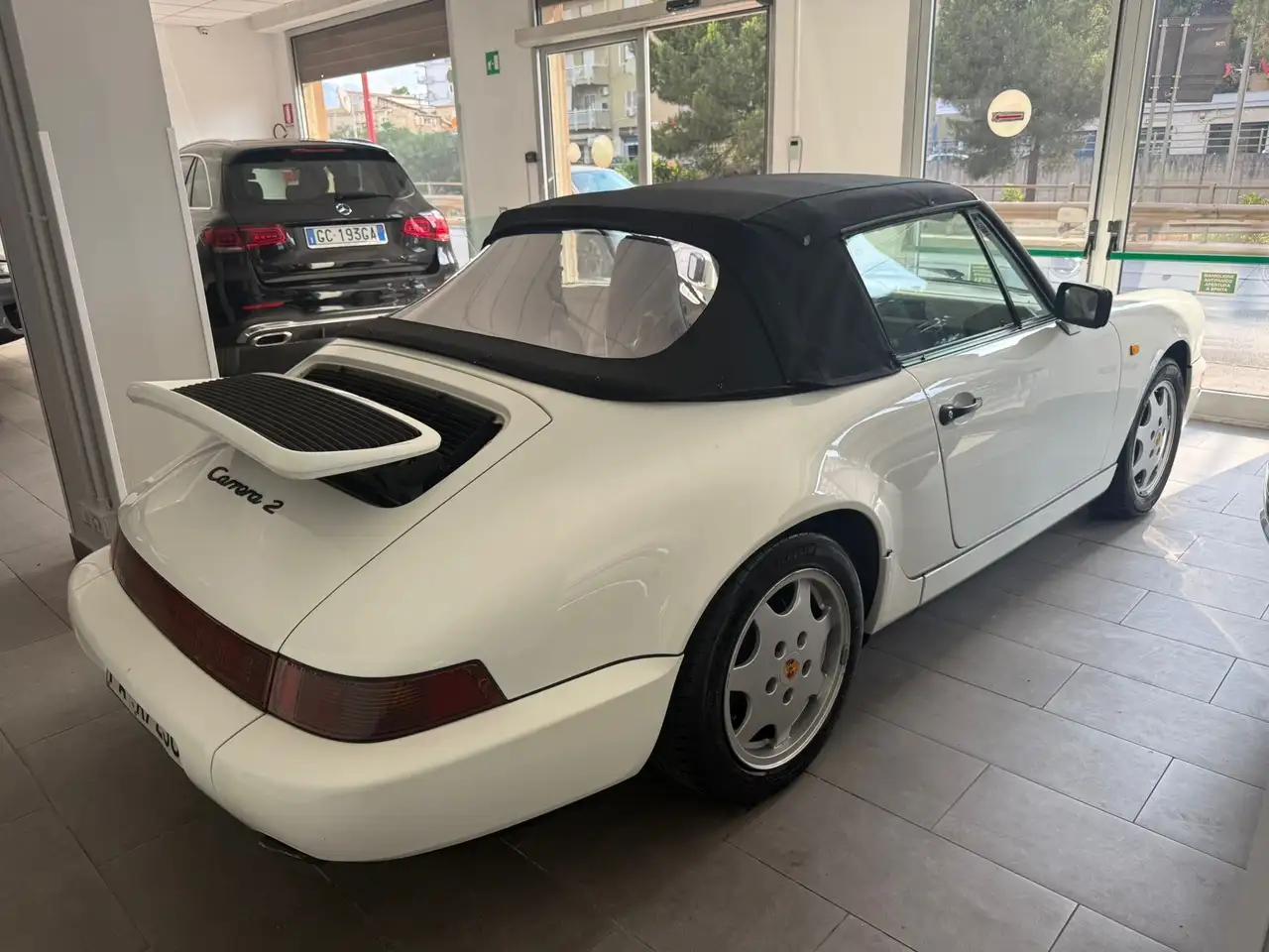 Porsche 964 911 Cabrio 3.6 Carrera 2, foto 4