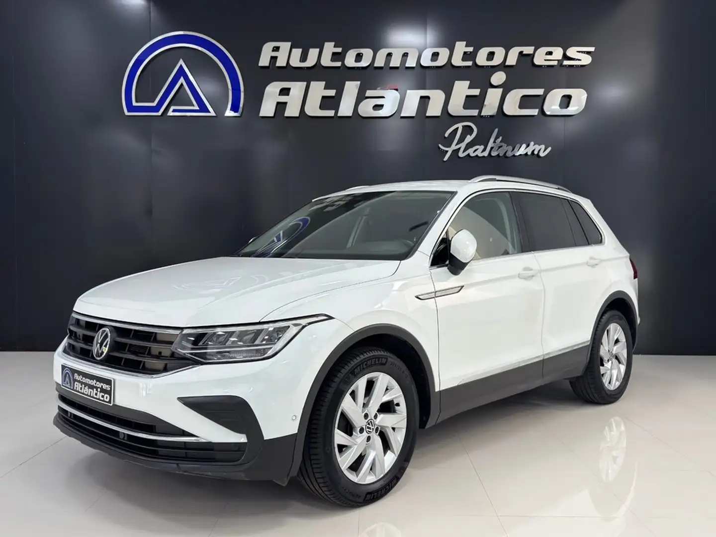 Volkswagen Tiguan 1.5 TSI Life 110kW Weiß - 1