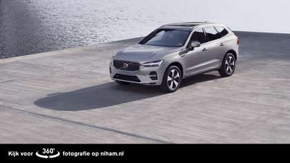Volvo XC60 RECHARGE T6 AWD ESSENTIAL EDITION BRIGHT -LEDER|CL