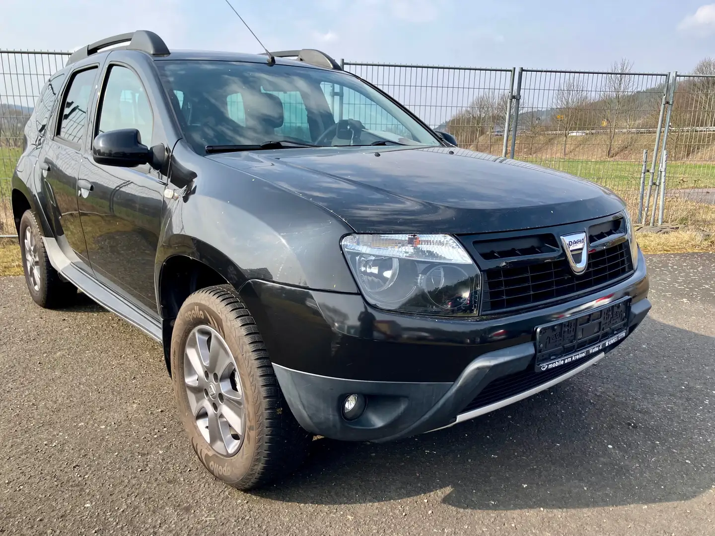 Dacia Duster Destination 4x2 Schwarz - 1