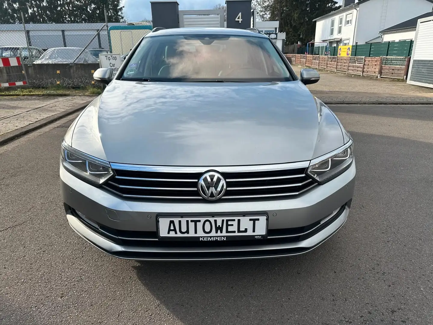 Volkswagen Passat Variant Comfortline LED Leder Automatik Gold - 2