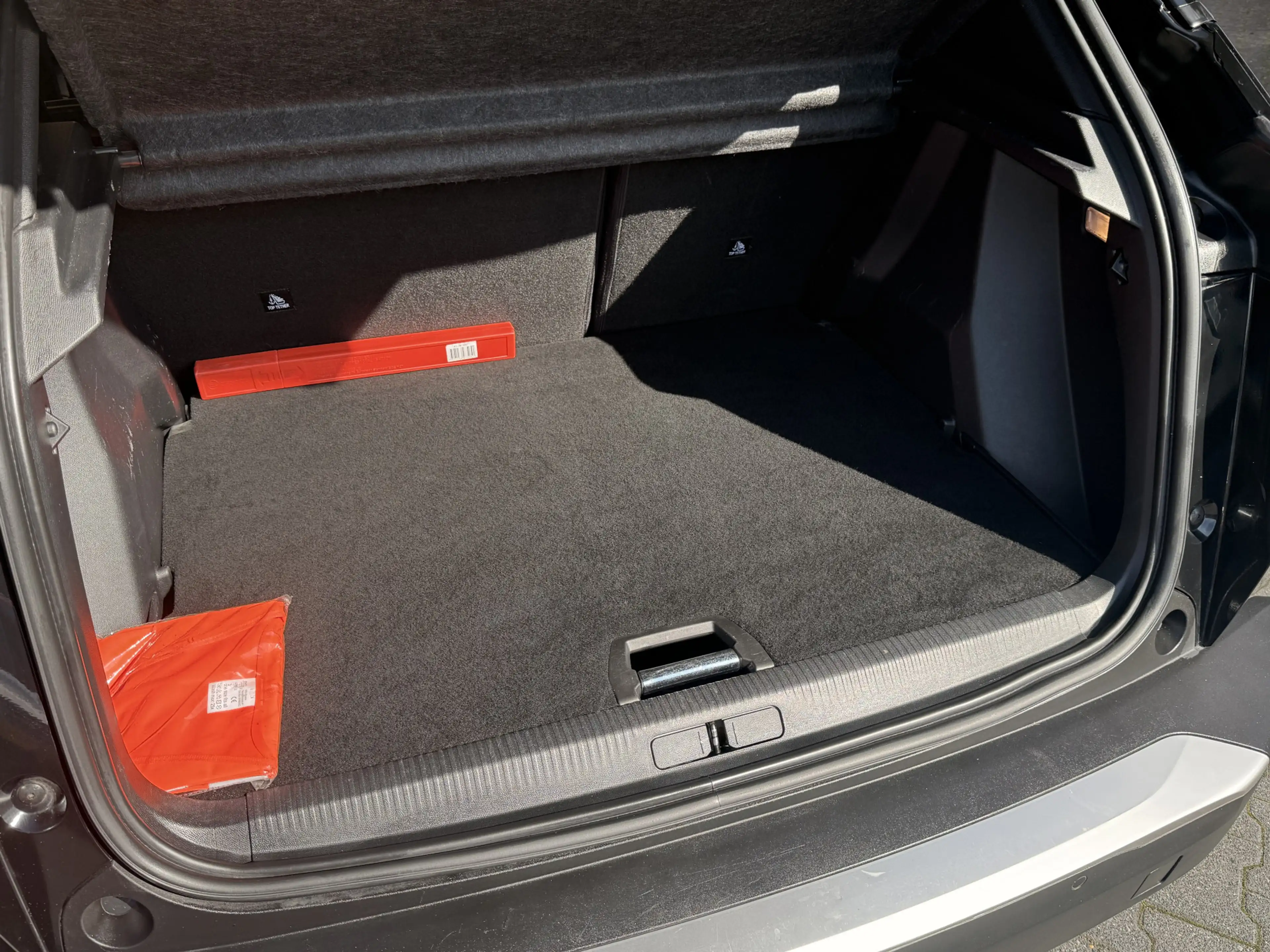 Peugeot e-2008 EV GT 50 kWh Camera / Cruise / 3-Fase / Carplay — photo 14