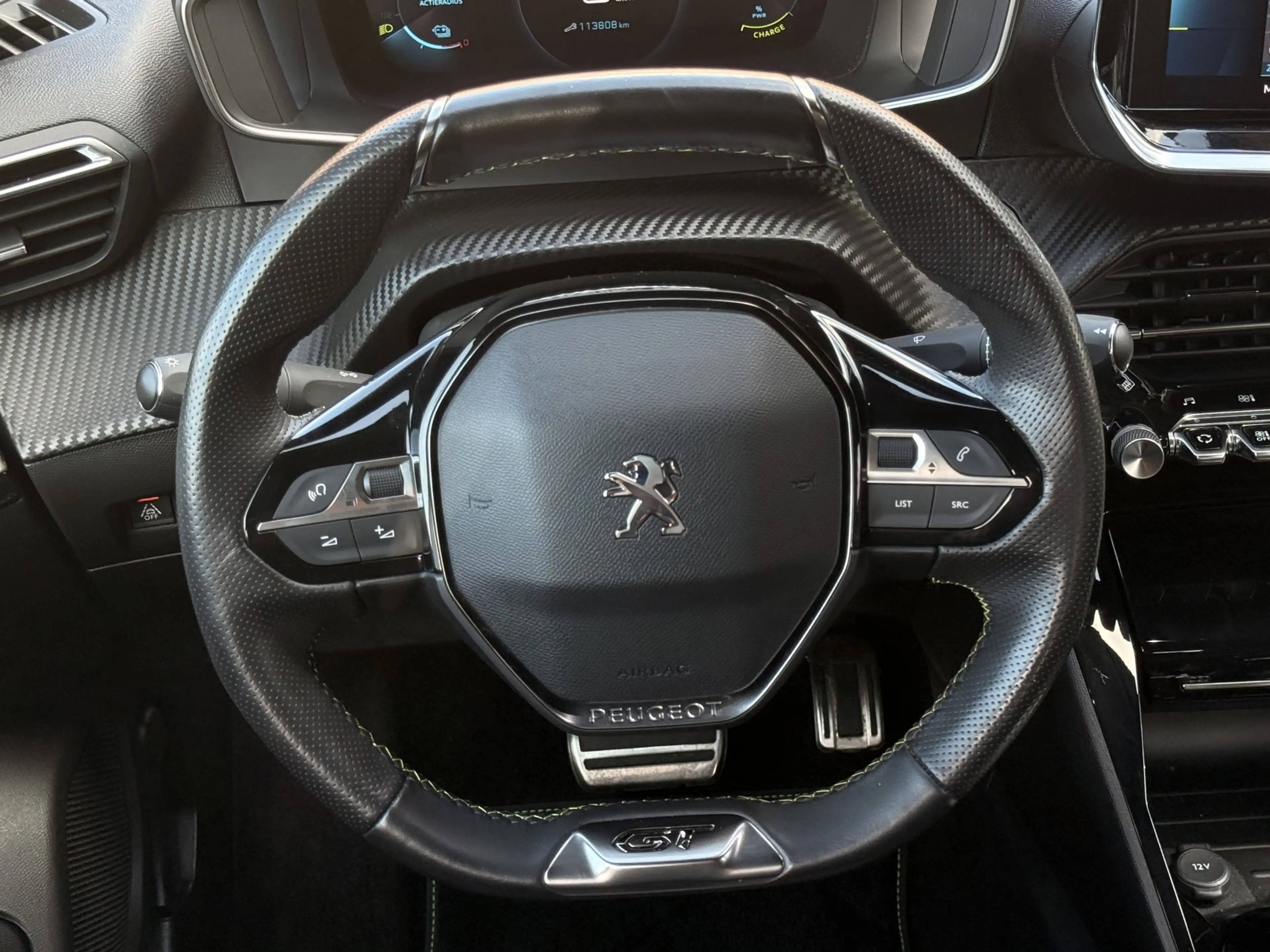 Peugeot e-2008 EV GT 50 kWh Camera / Cruise / 3-Fase / Carplay — photo 18