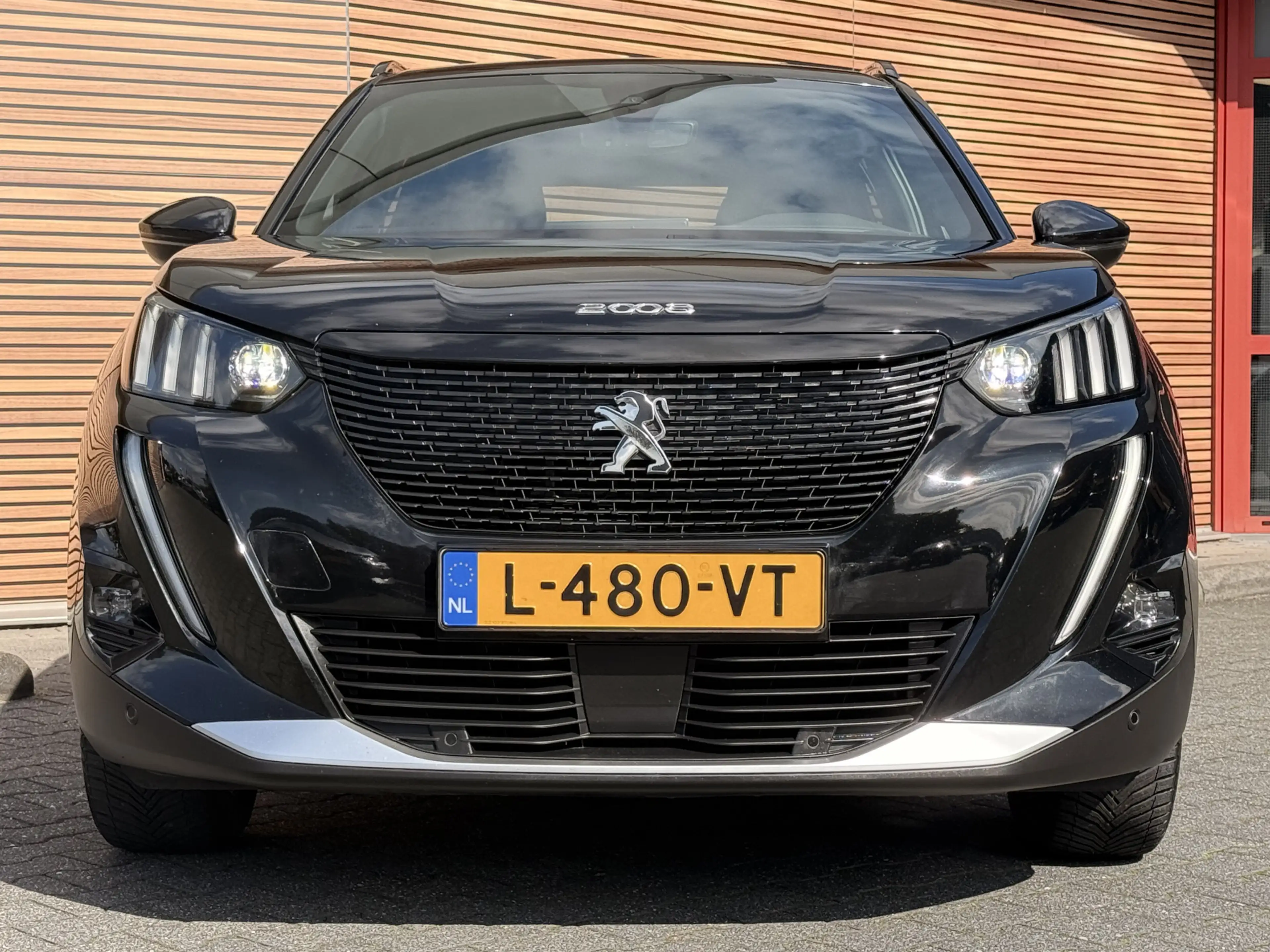 Peugeot e-2008 EV GT 50 kWh Camera / Cruise / 3-Fase / Carplay — photo 8