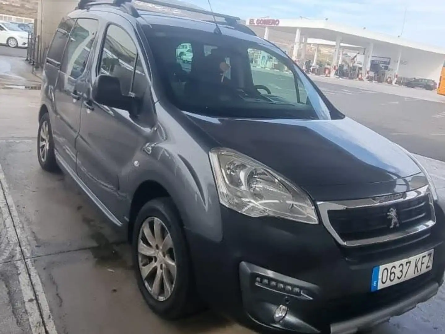 Peugeot Partner Outdoor Gris - 2