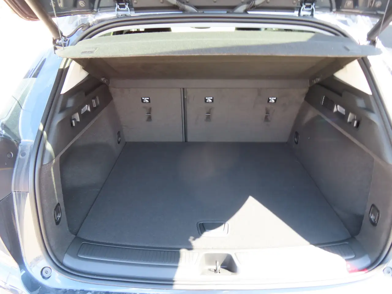 Buick Envision снимка Buick Envision