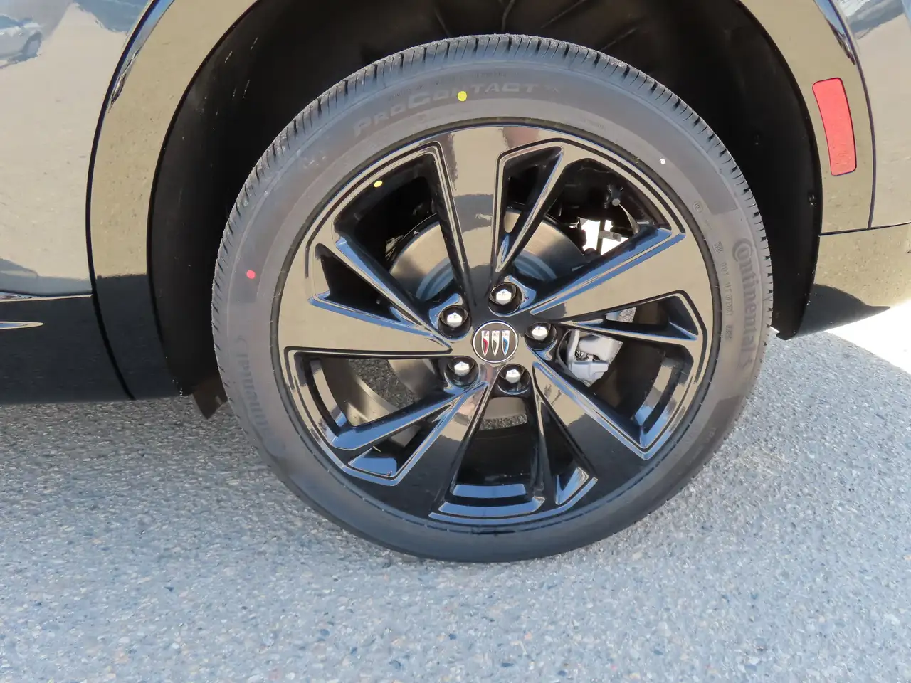 Buick Envision снимка Buick Envision