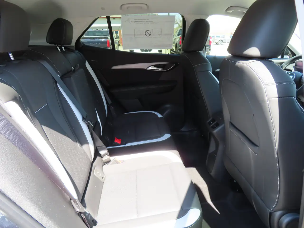 Buick Envision снимка Buick Envision