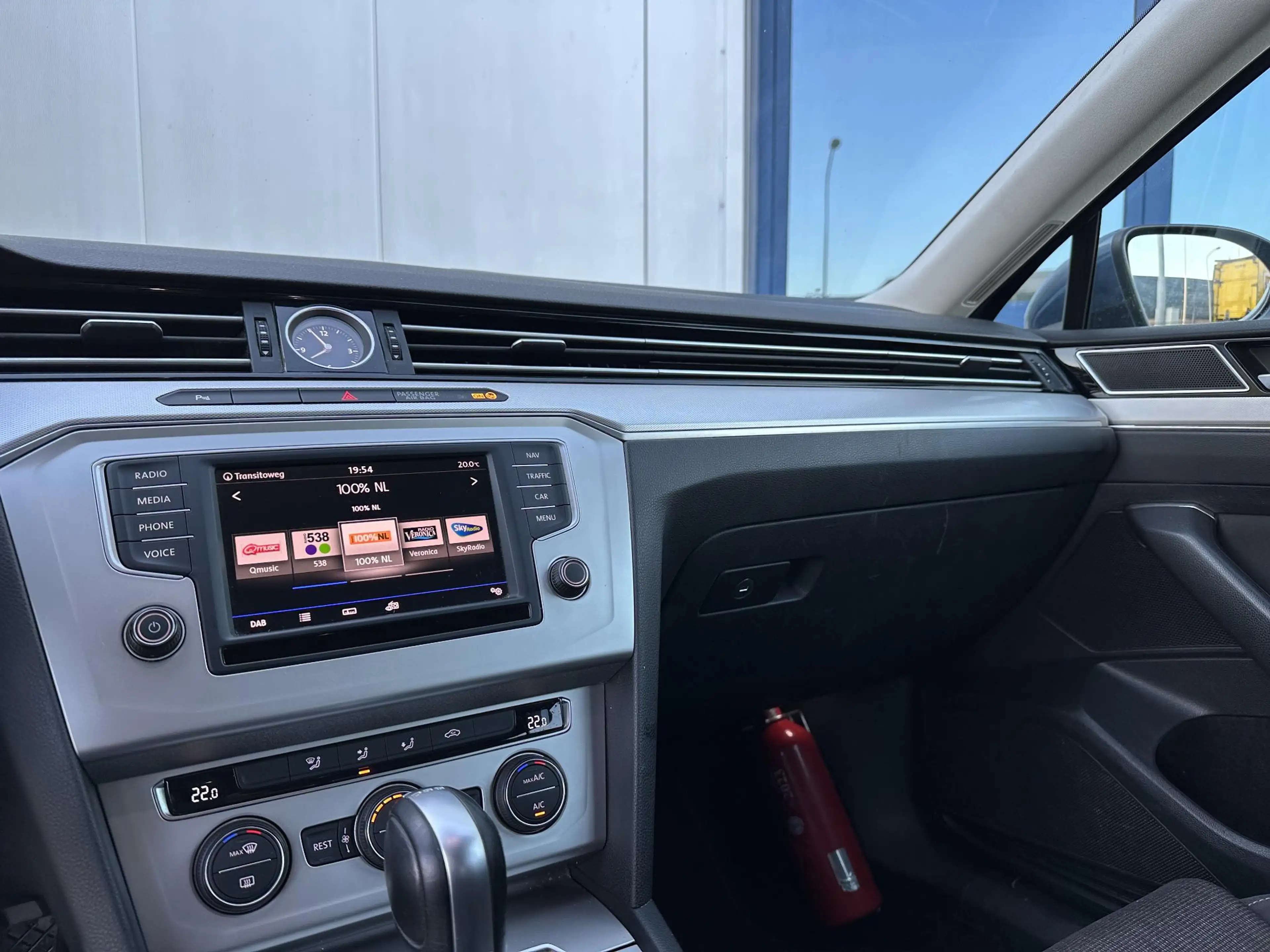 Volkswagen Passat Variant 1.6 TDI Highline l ACC l Camera l Keyless l DSG l — photo 7