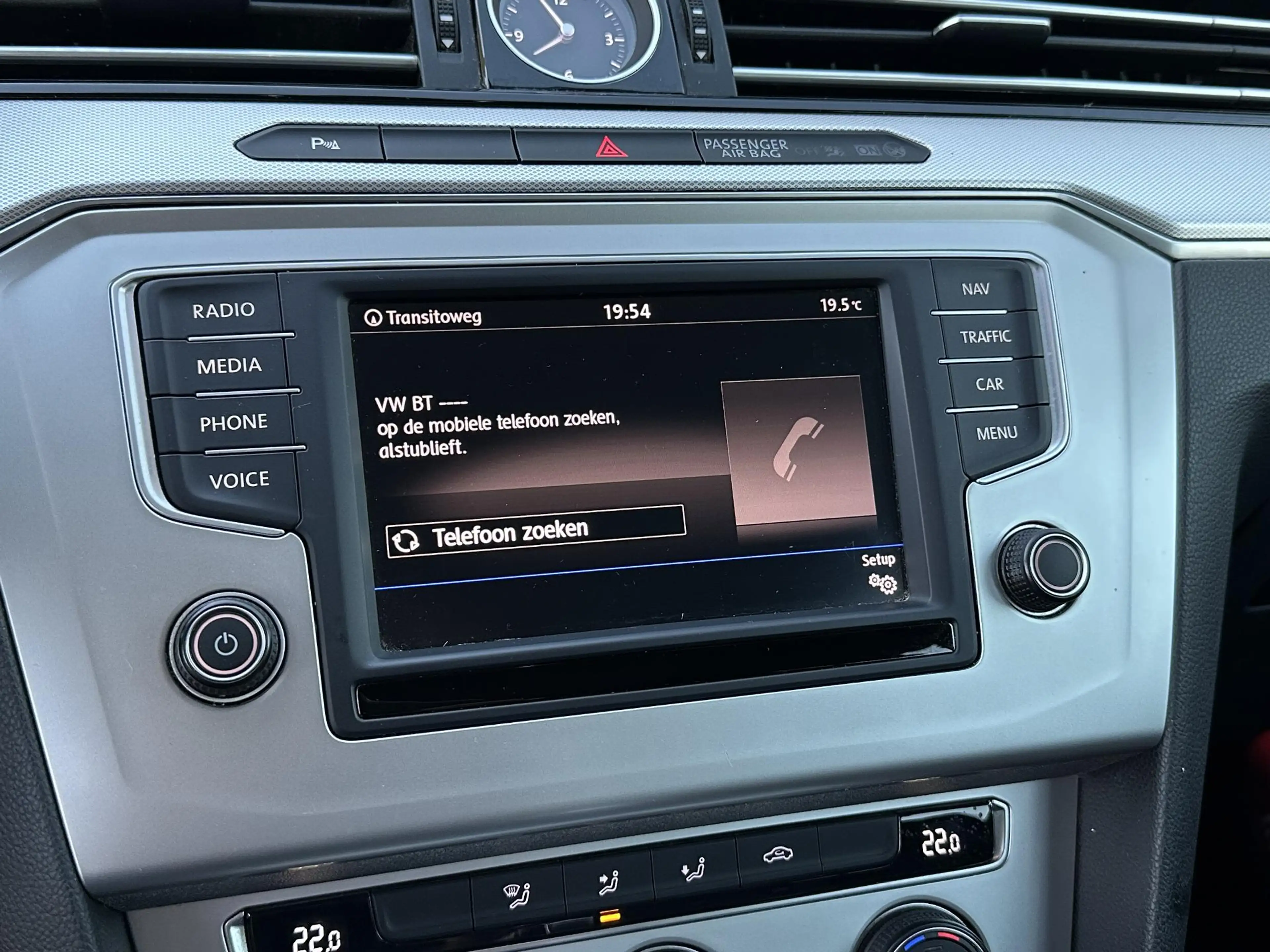 Volkswagen Passat Variant 1.6 TDI Highline l ACC l Camera l Keyless l DSG l — photo 14