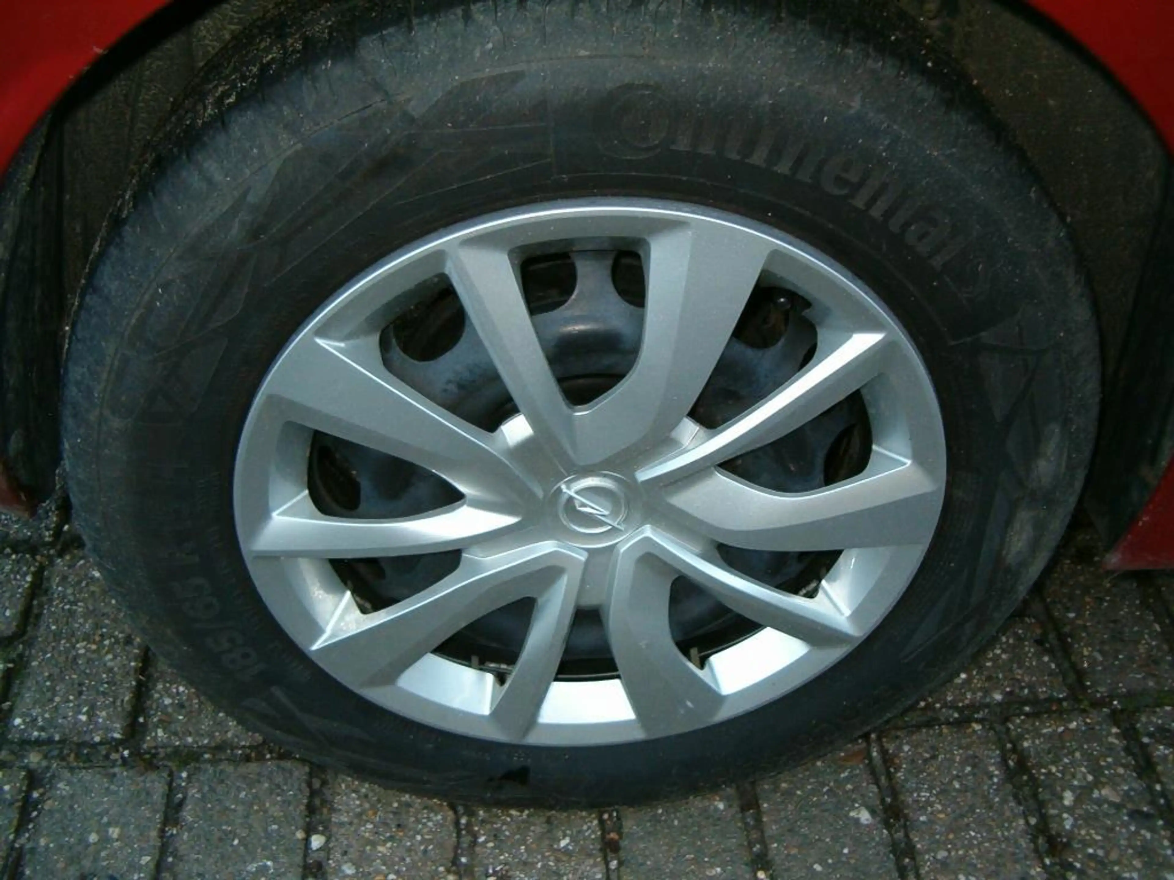 Opel Corsa 1.2 Edition — photo 11