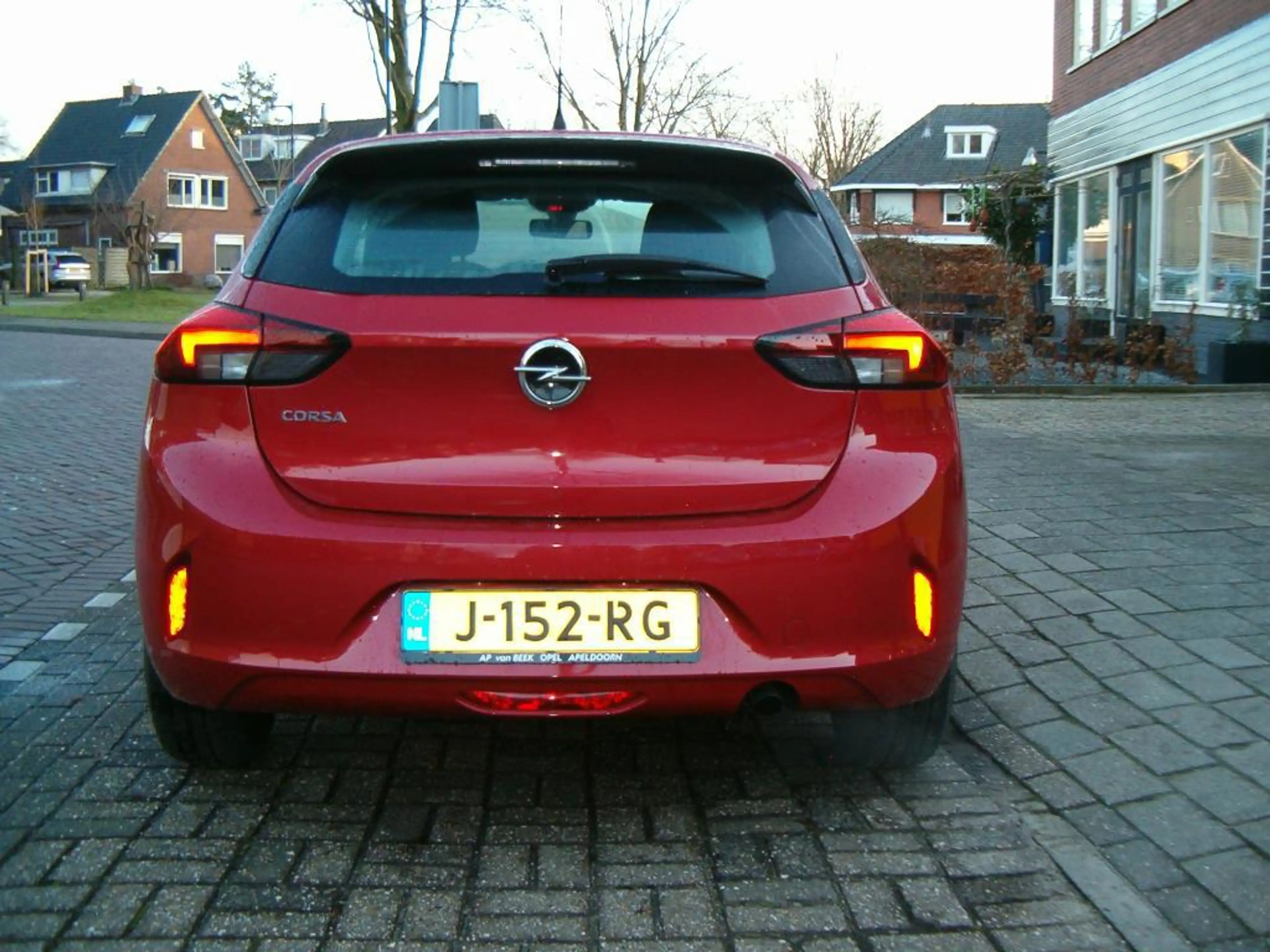 Opel Corsa 1.2 Edition — photo 3