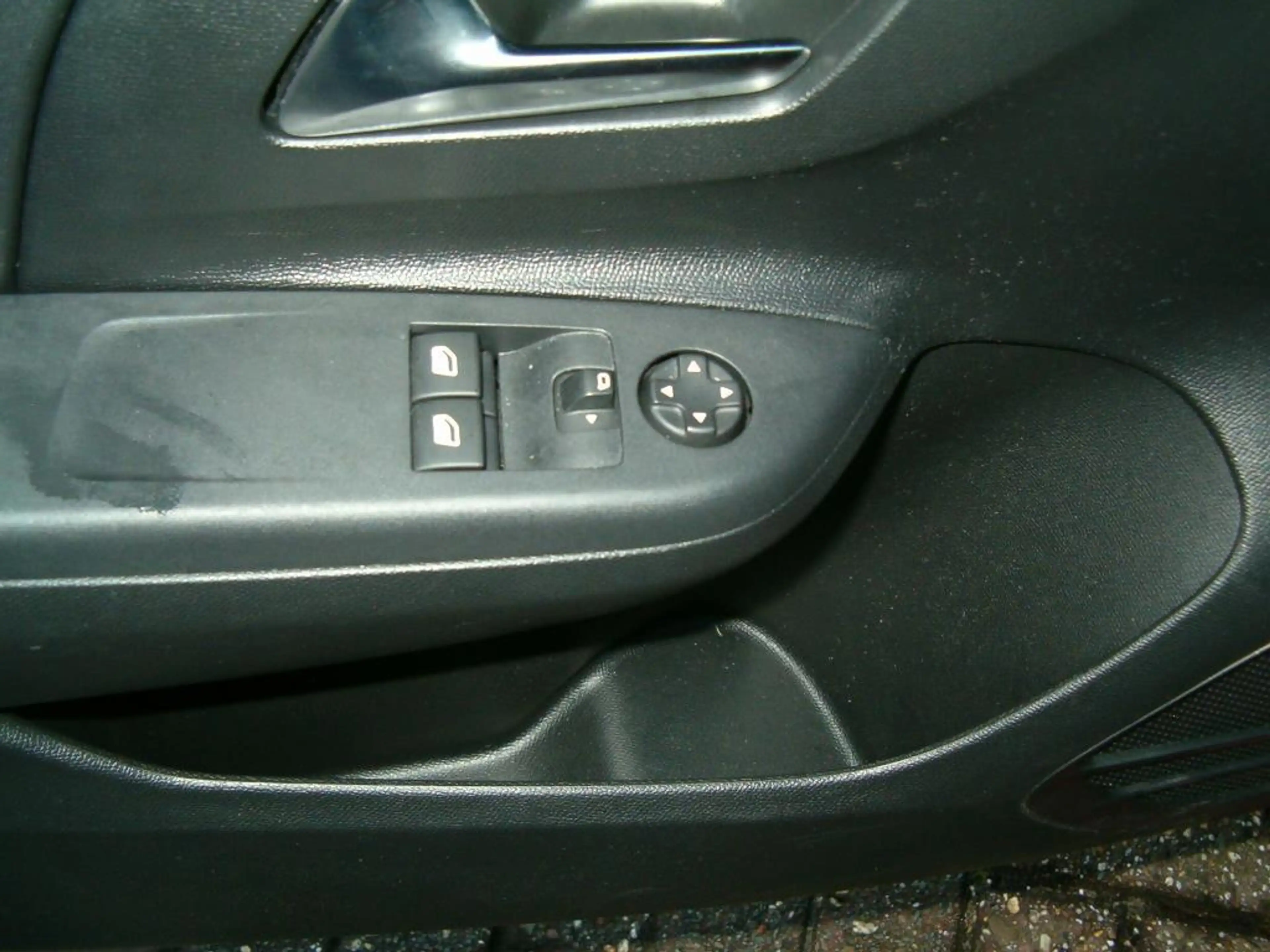 Opel Corsa 1.2 Edition — photo 5
