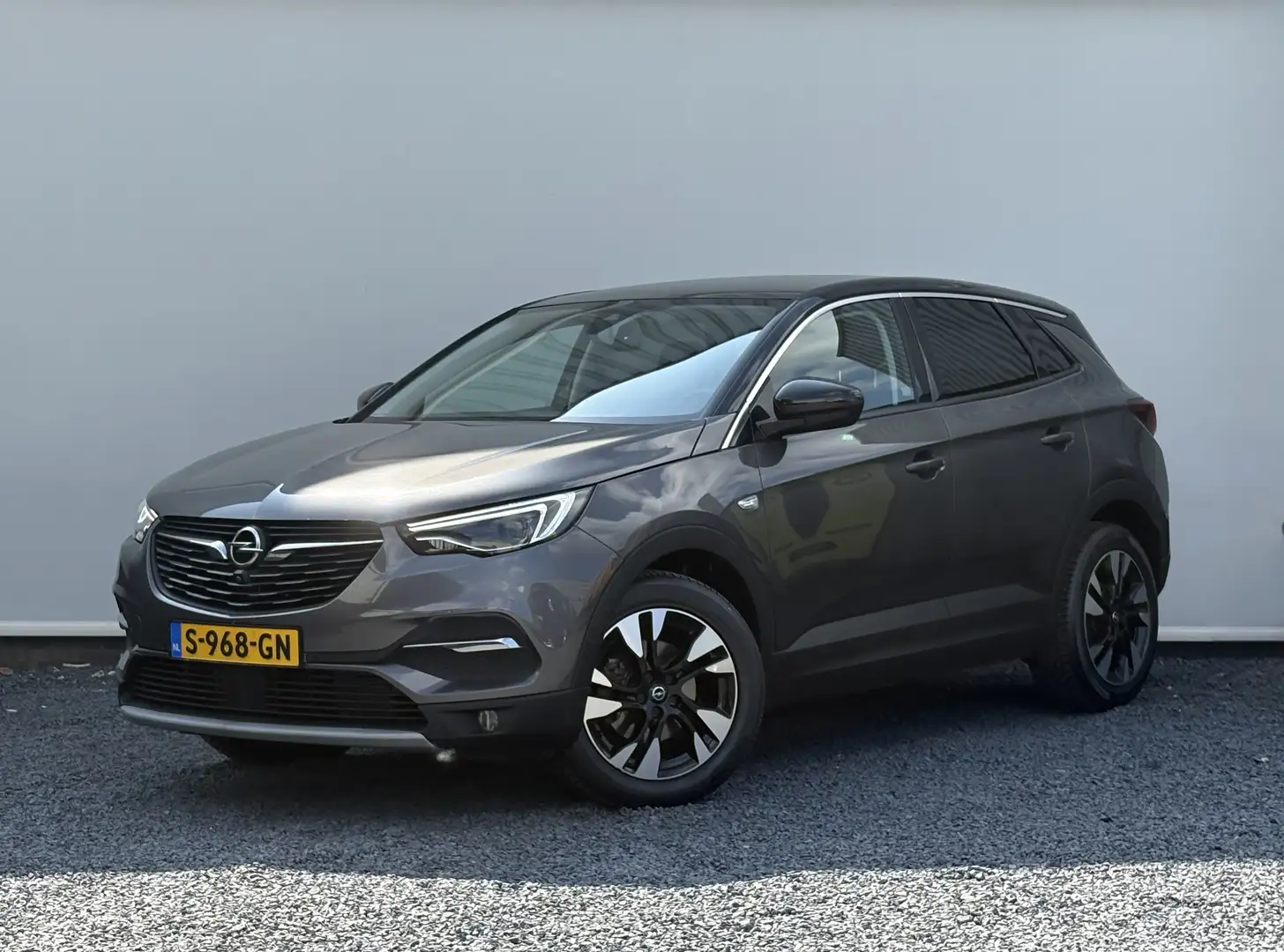 Opel Grandland X 1.2 Turbo 131pk Business Edition | Achteruitrijcam Grijs - 1