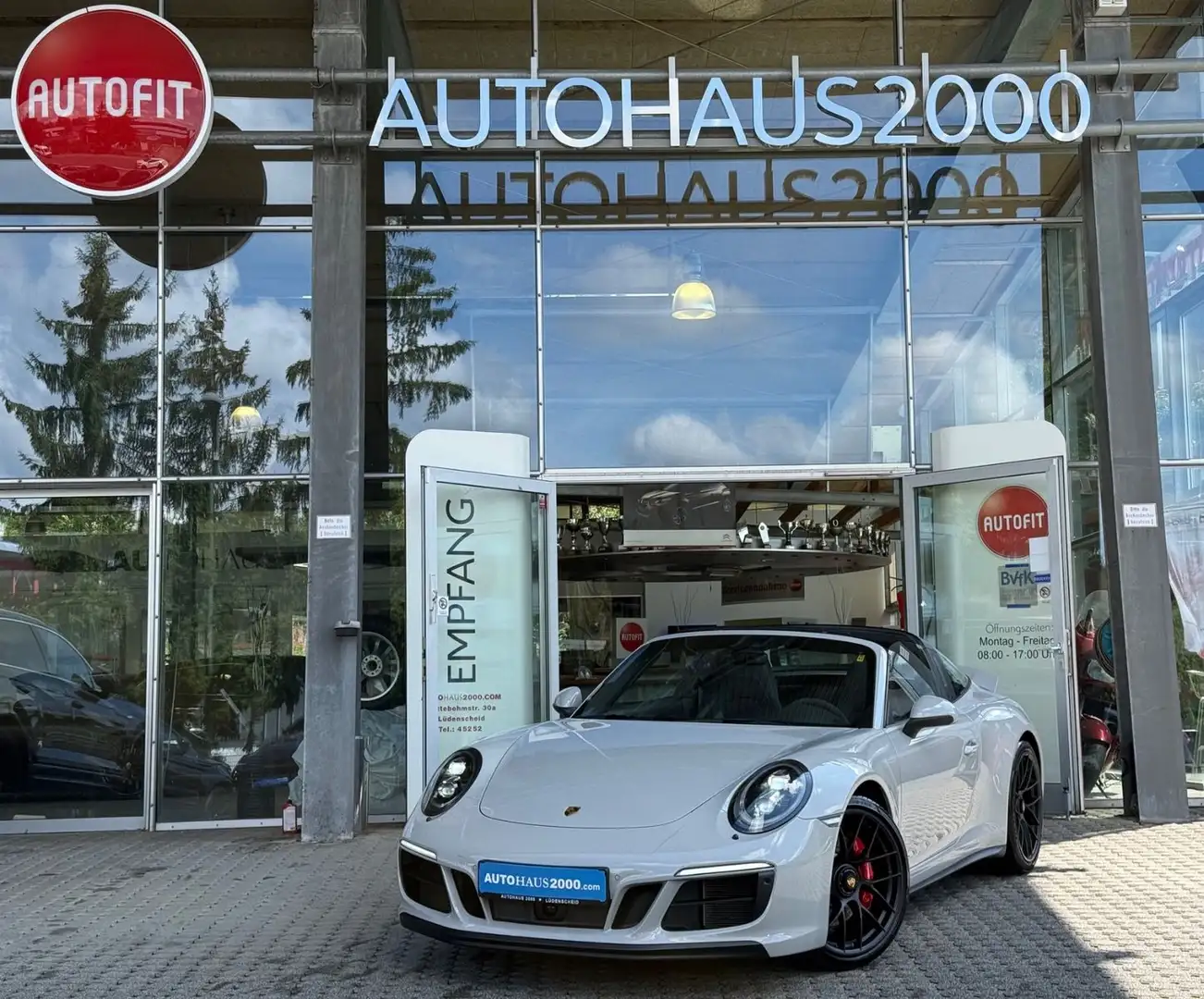 Porsche 991 Targa 4 GTS/KREIDE/LED/18-WEG/SP-DES/SP-AB/ Gris - 1