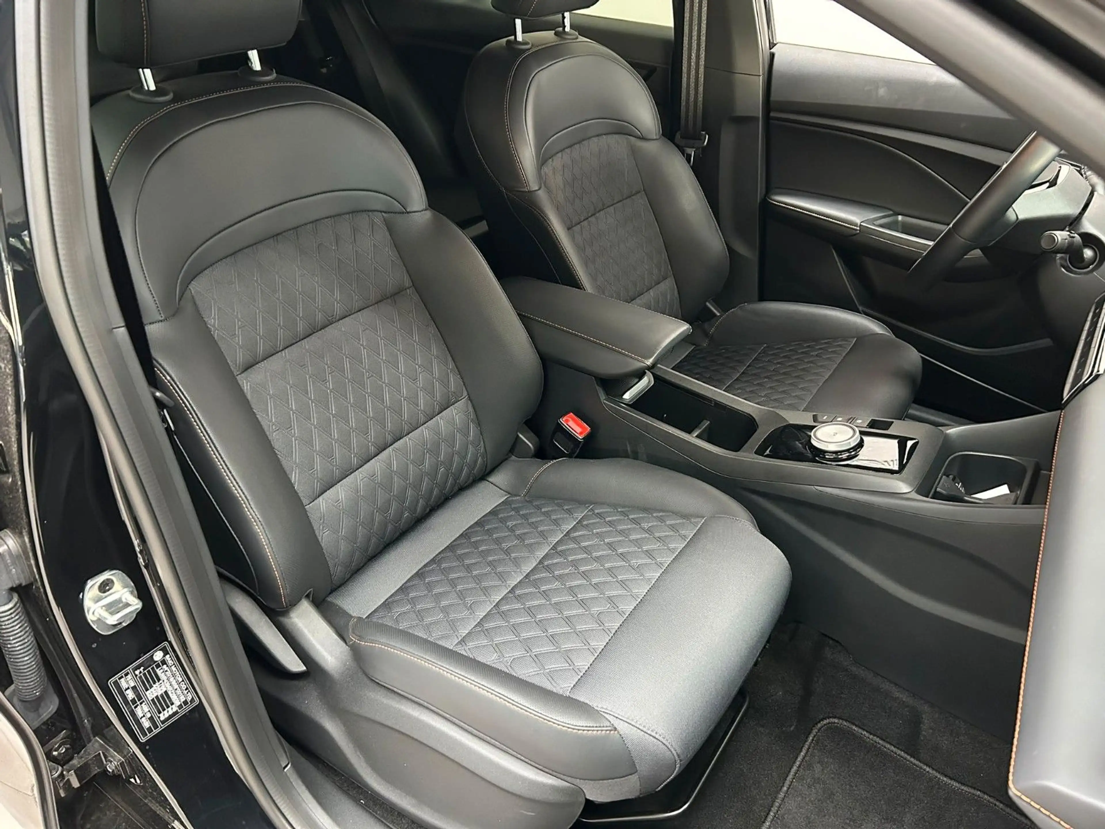 MG MG3 1.5 Hybrid+ 143 kW Luxury 360°-Kamera Navi — photo 12