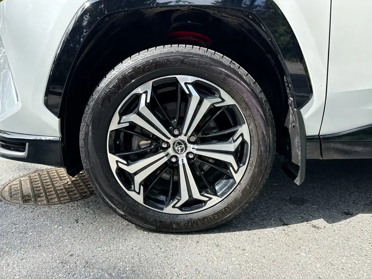 Toyota RAV 4 Prime снимка Toyota RAV 4 Prime