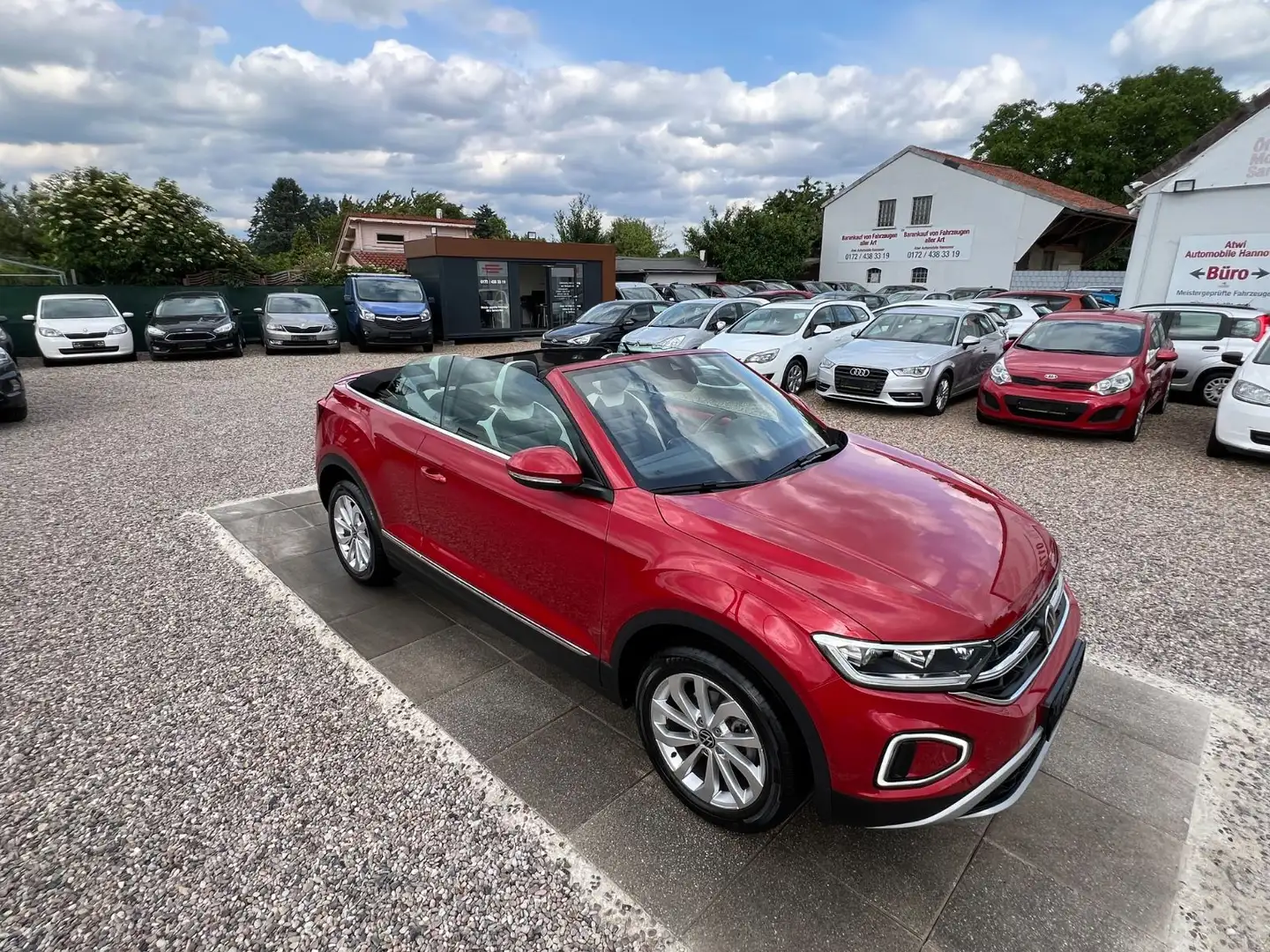 Volkswagen T-Roc 1,5 Cabriolet Style Sport Lenkrad Rot - 1