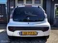 Peugeot 107 1.0-12V Accent met trekhaak en nieuwe apk! Wit - thumbnail 16