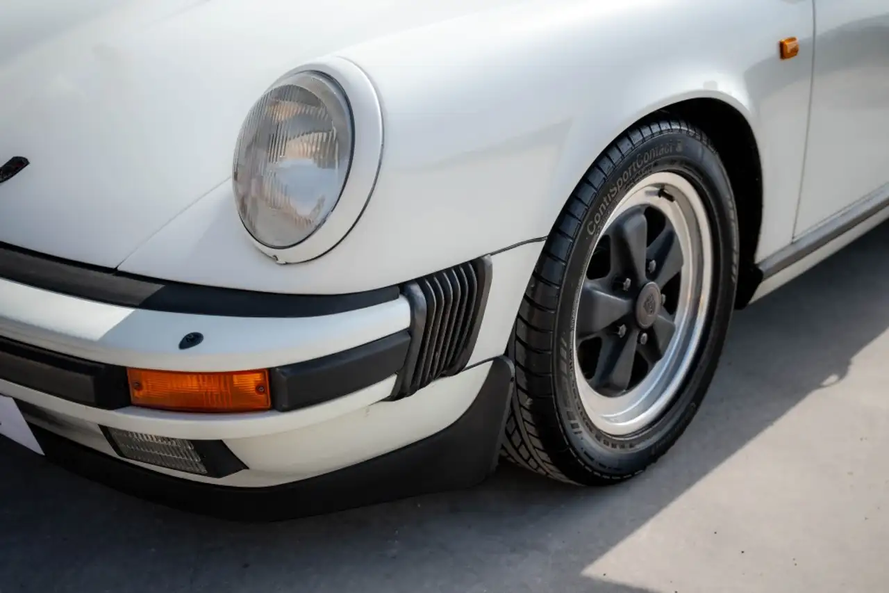 Porsche 911 3.2 Carrera Coupé, foto 9