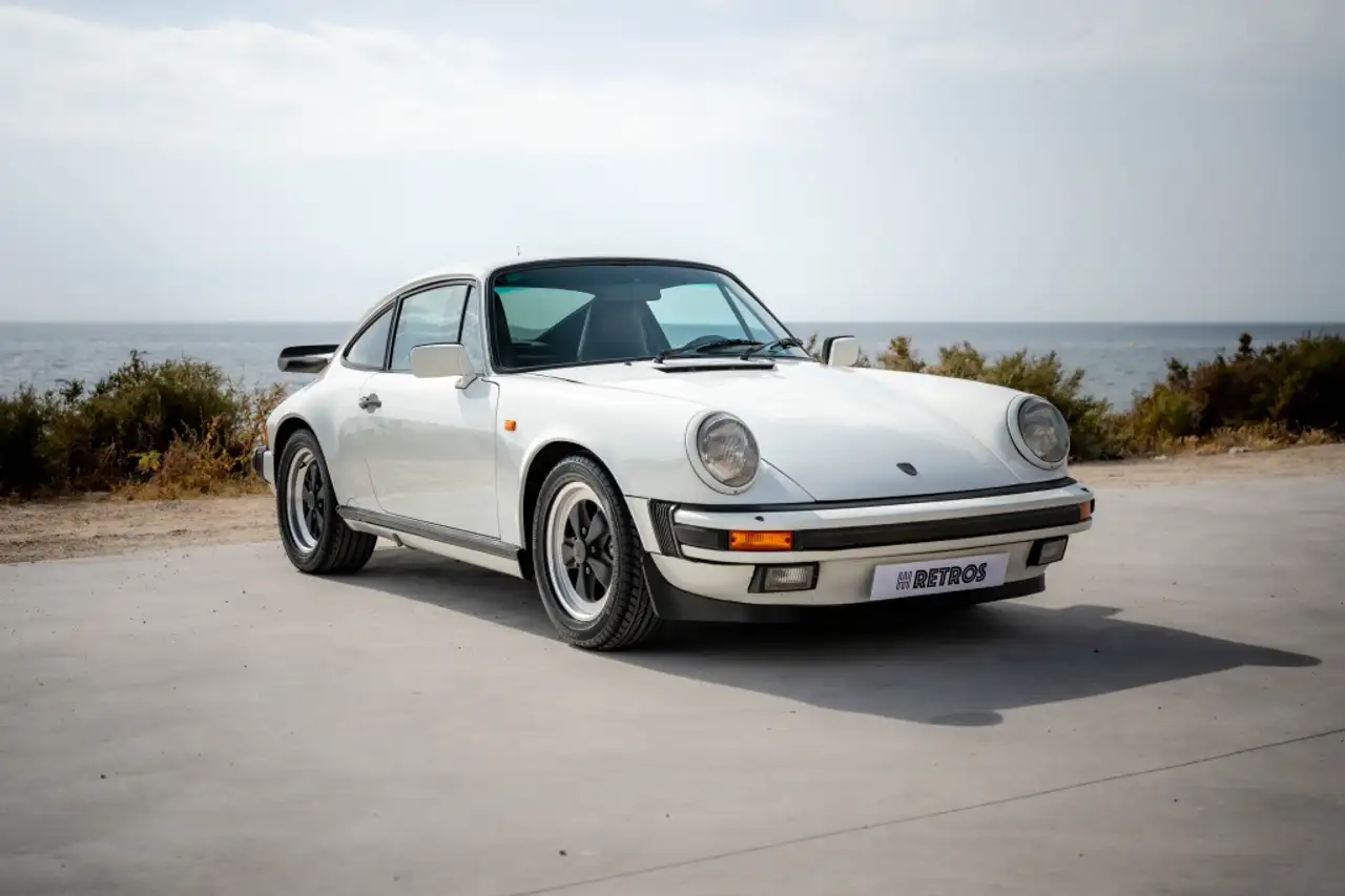 Porsche 911 3.2 Carrera Coupé, foto 4