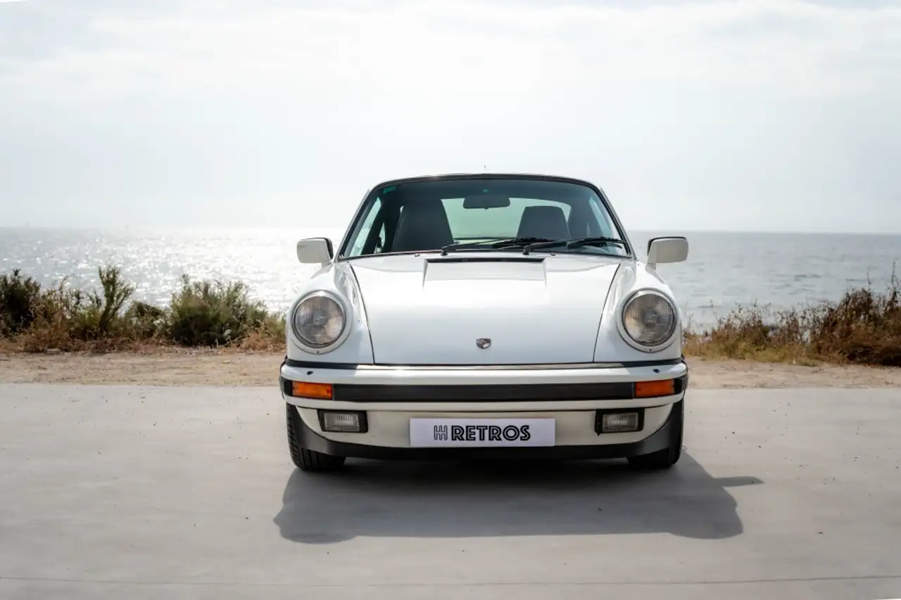 Porsche 911 3.2 Carrera Coupé, foto 1